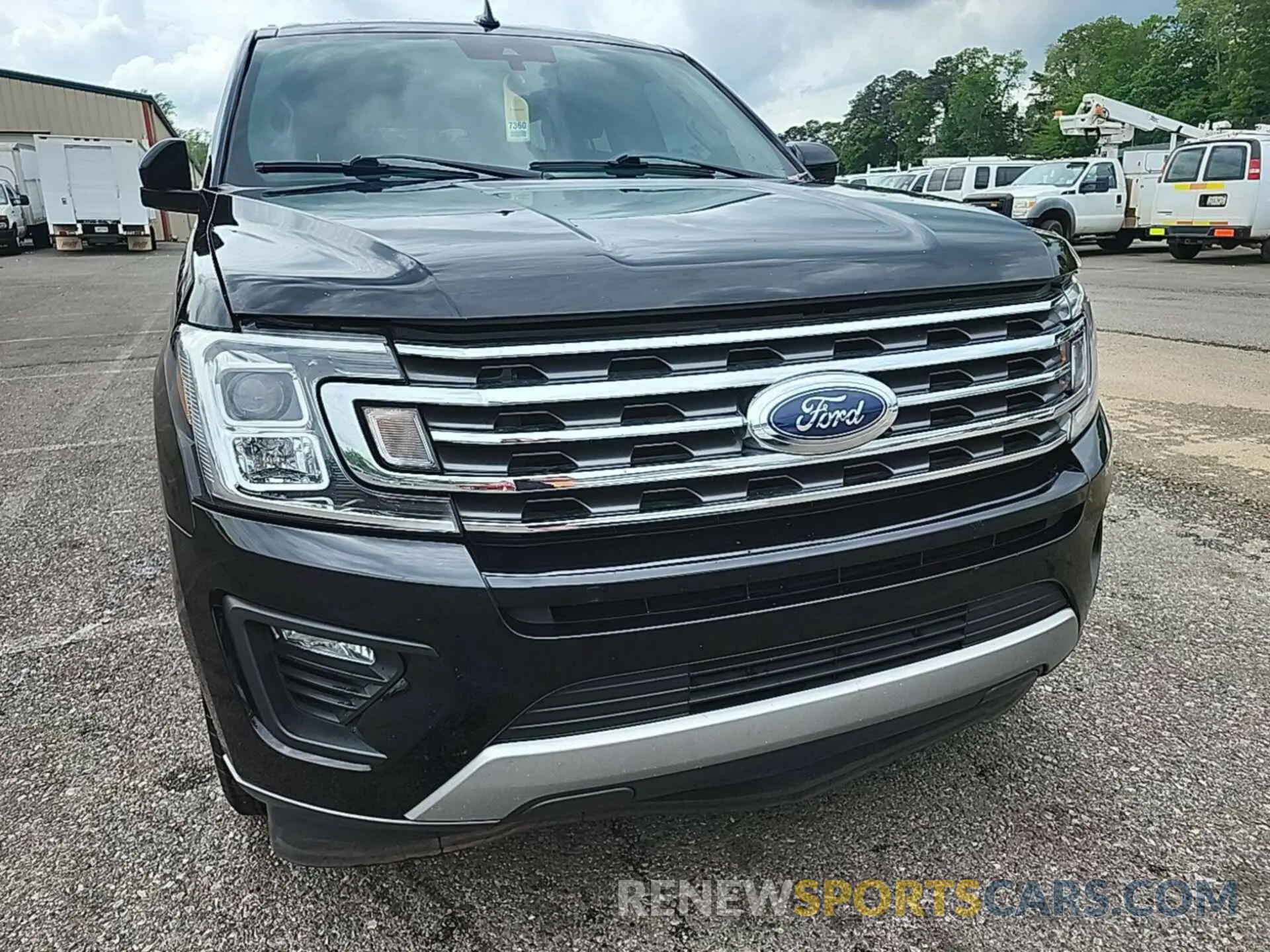 9 Photograph of a damaged car 1FMJU1HTXMEA37462 FORD EXPEDITION 2021