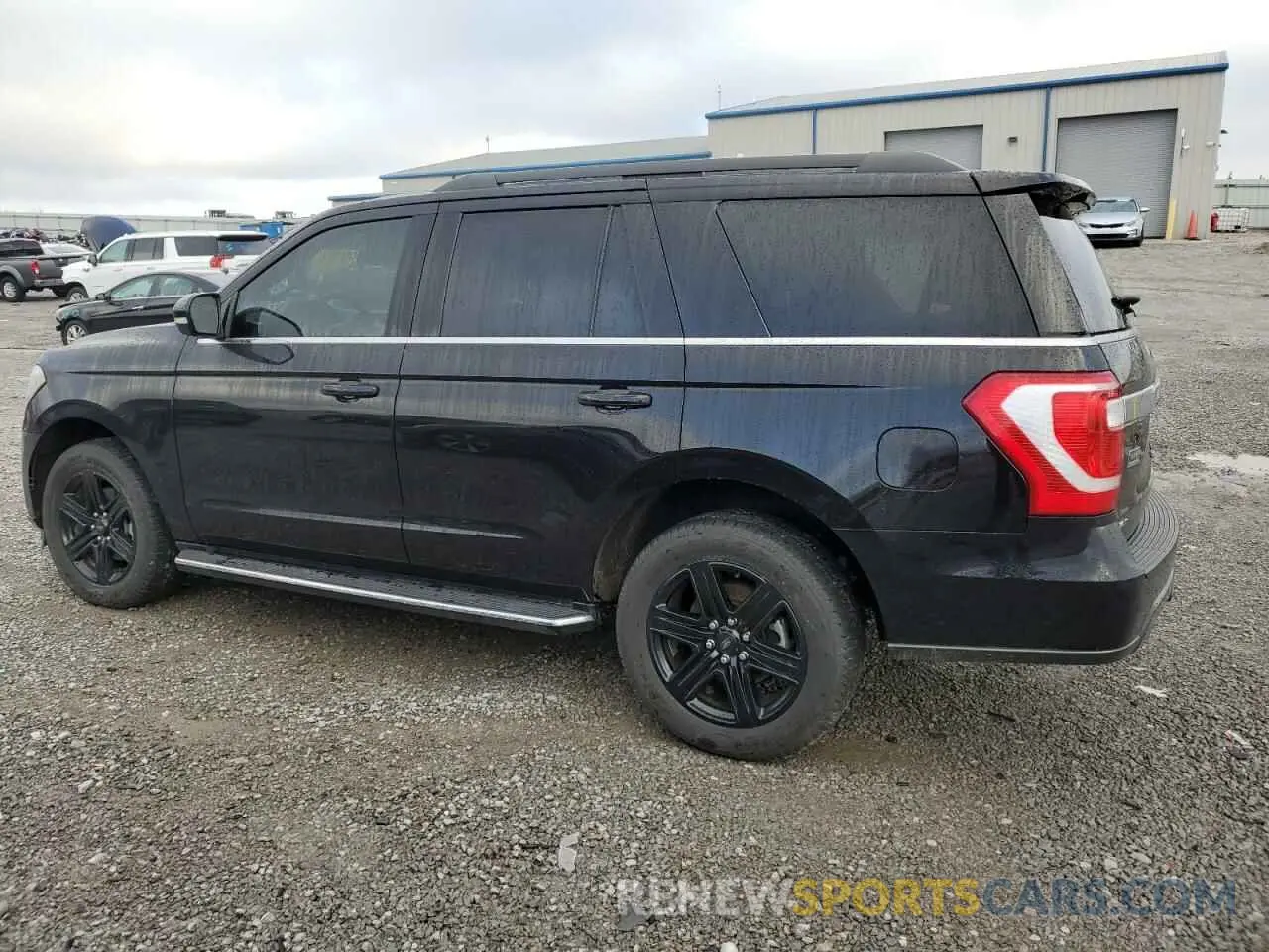 2 Photograph of a damaged car 1FMJU1JT1MEA76161 FORD EXPEDITION 2021