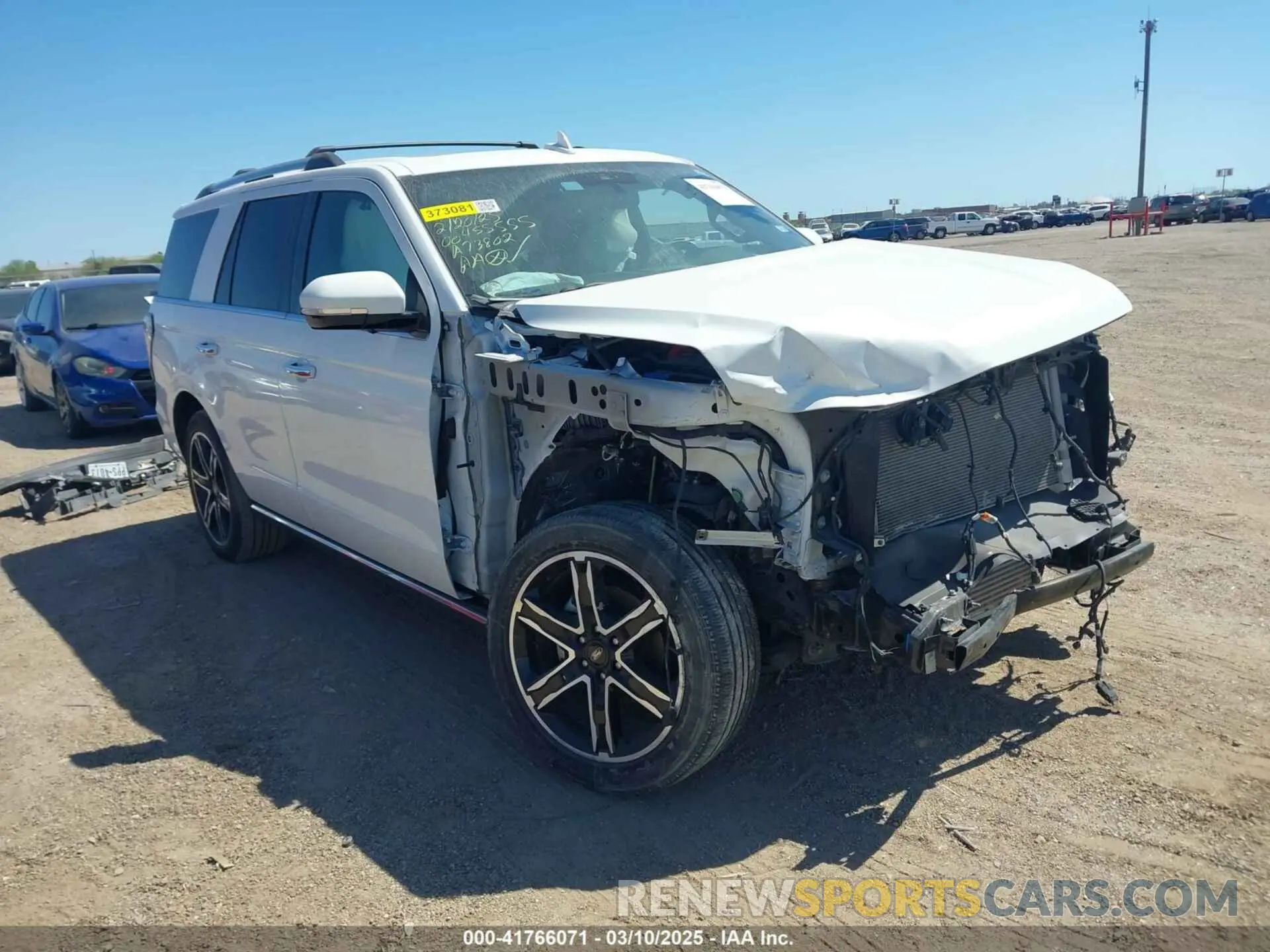 1 Photograph of a damaged car 1FMJU1KT0MEA73802 FORD EXPEDITION 2021