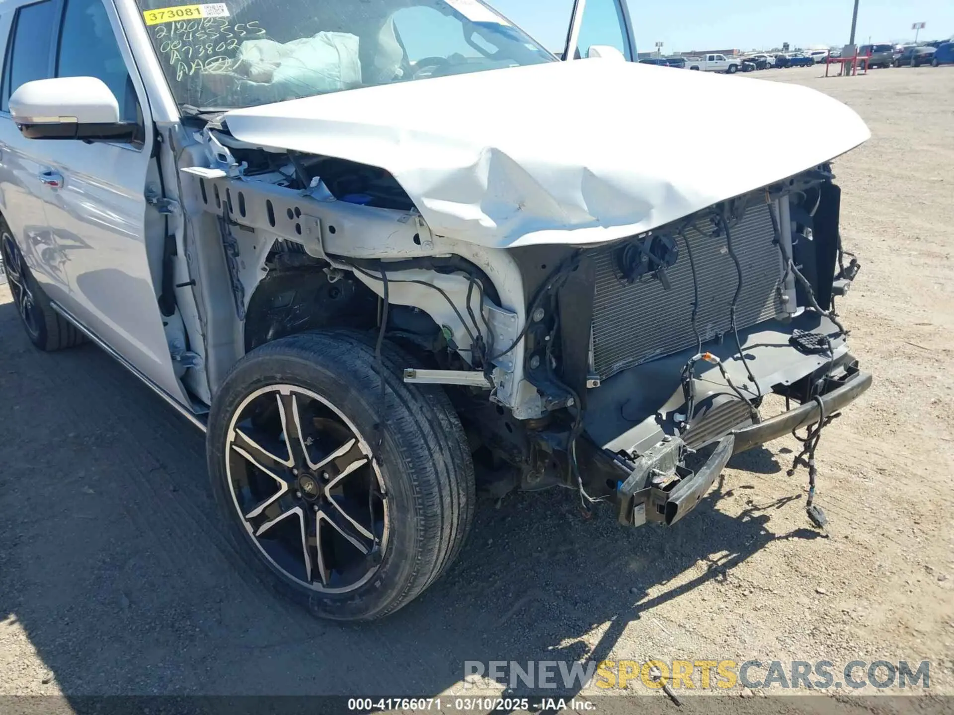 6 Photograph of a damaged car 1FMJU1KT0MEA73802 FORD EXPEDITION 2021
