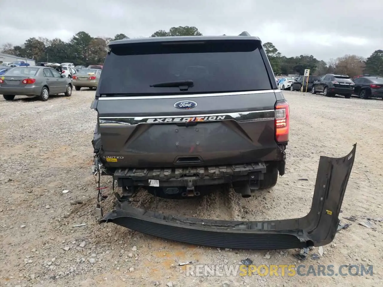 6 Photograph of a damaged car 1FMJU1KT4MEA61166 FORD EXPEDITION 2021