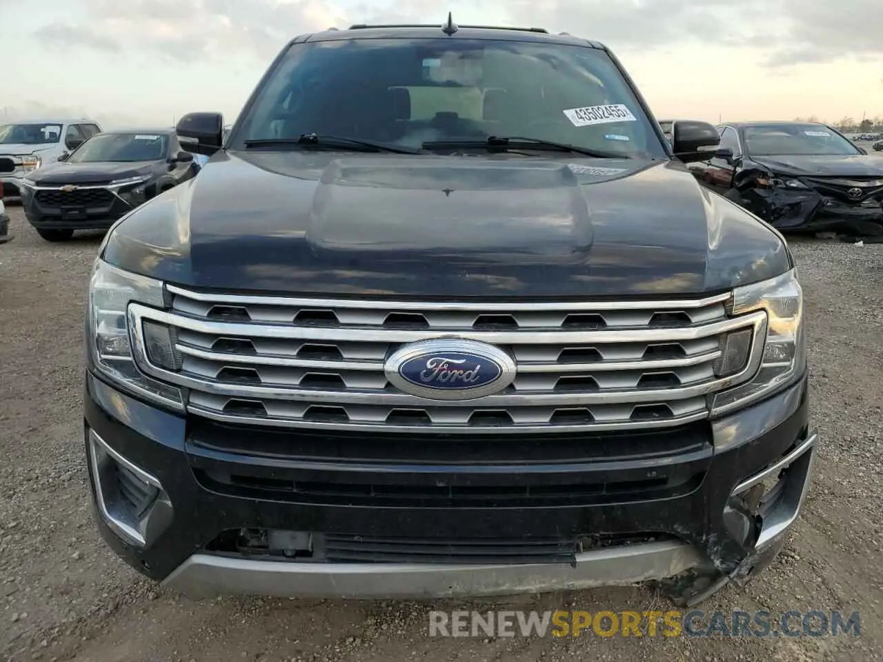 5 Photograph of a damaged car 1FMJU1KT5MEA74282 FORD EXPEDITION 2021