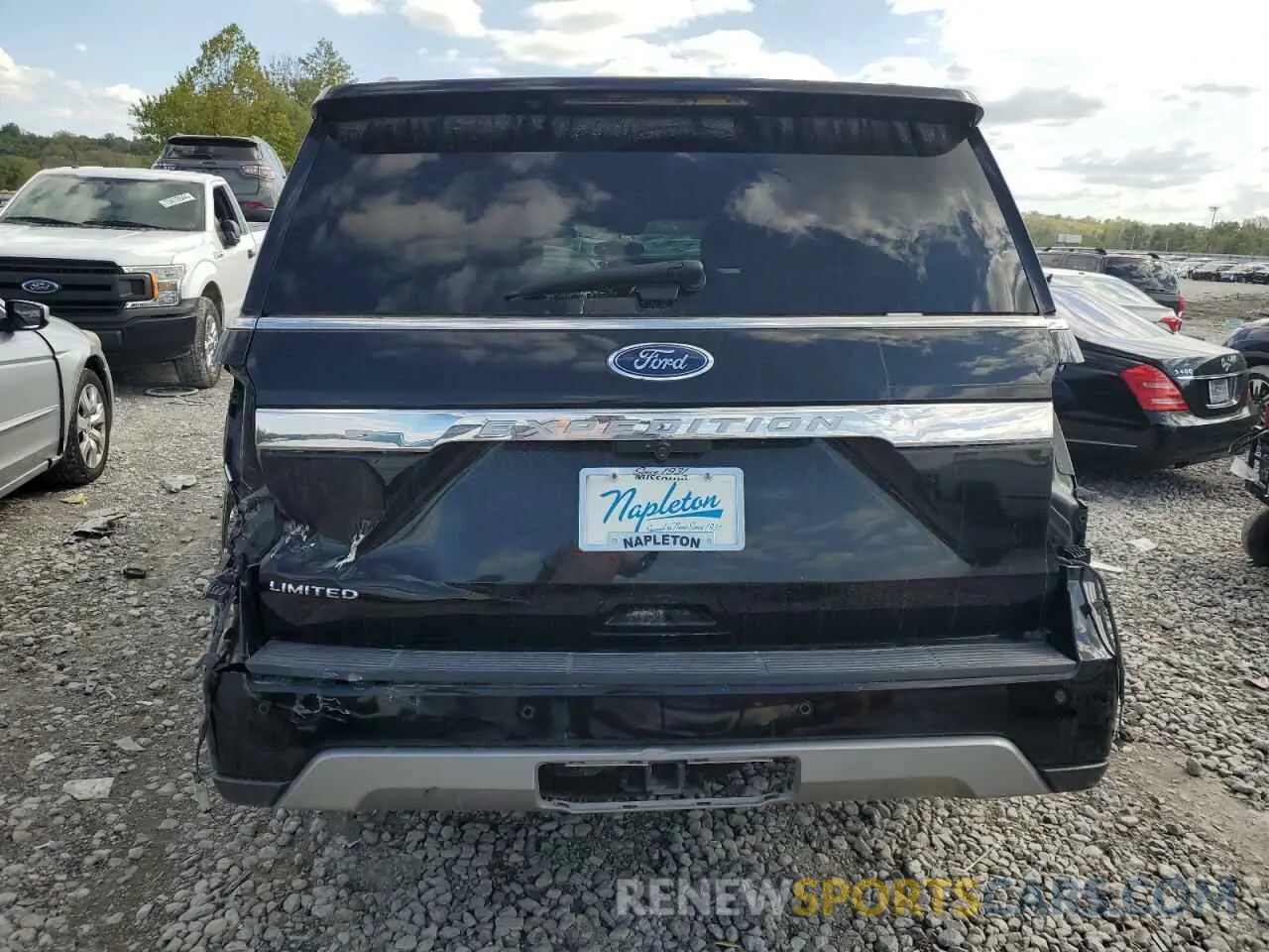 6 Photograph of a damaged car 1FMJU2AT0MEA44839 FORD EXPEDITION 2021