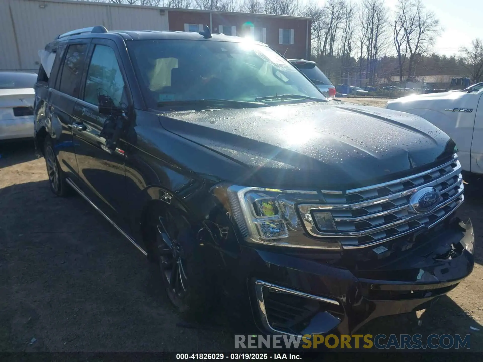 1 Photograph of a damaged car 1FMJU2AT2MEA26262 FORD EXPEDITION 2021