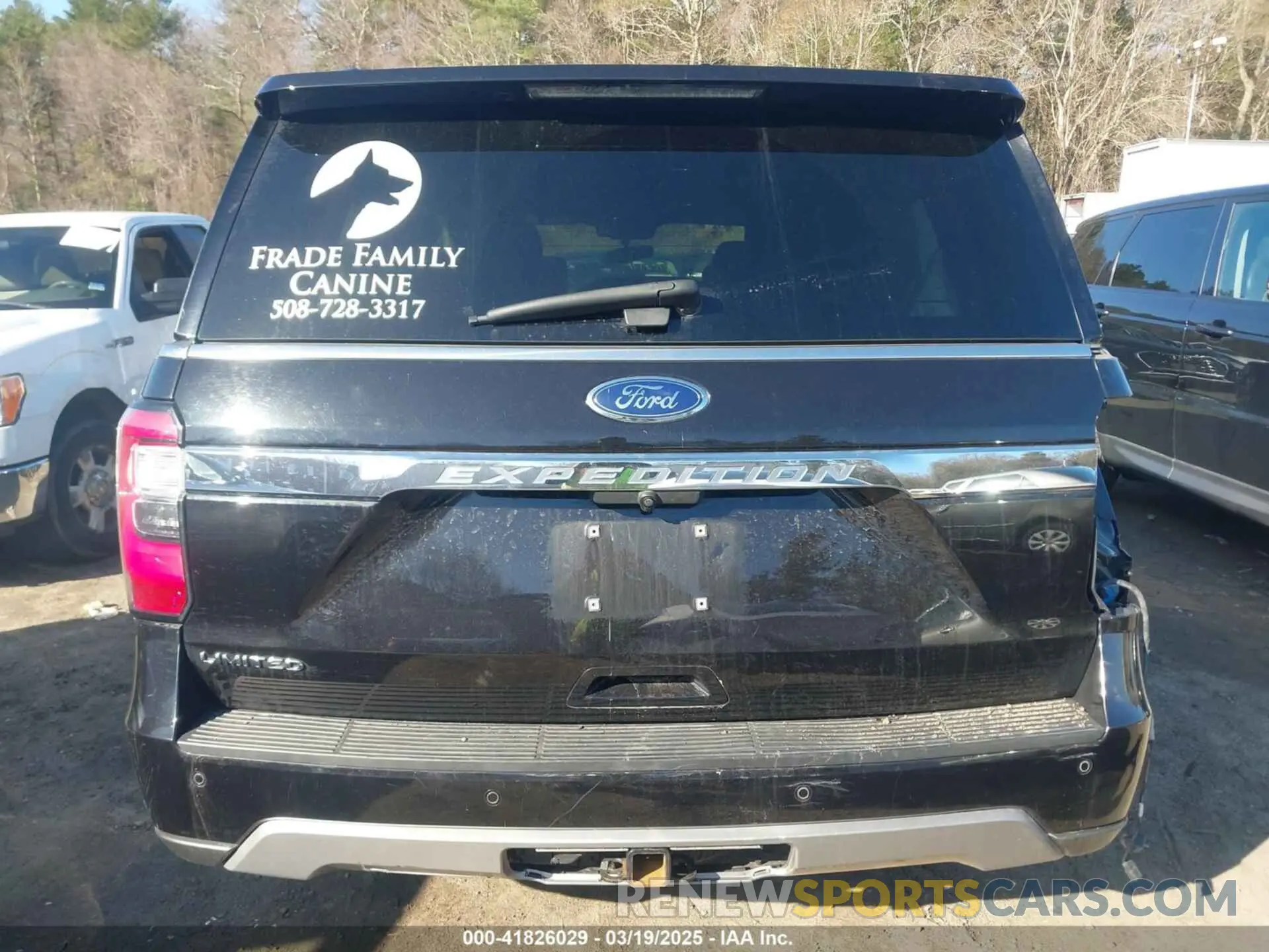 16 Photograph of a damaged car 1FMJU2AT2MEA26262 FORD EXPEDITION 2021