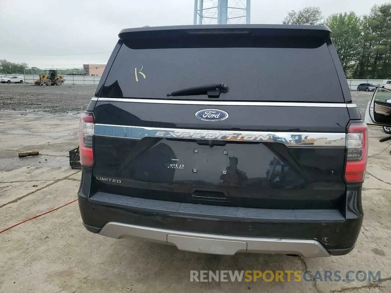 6 Photograph of a damaged car 1FMJU2AT8MEA08283 FORD EXPEDITION 2021