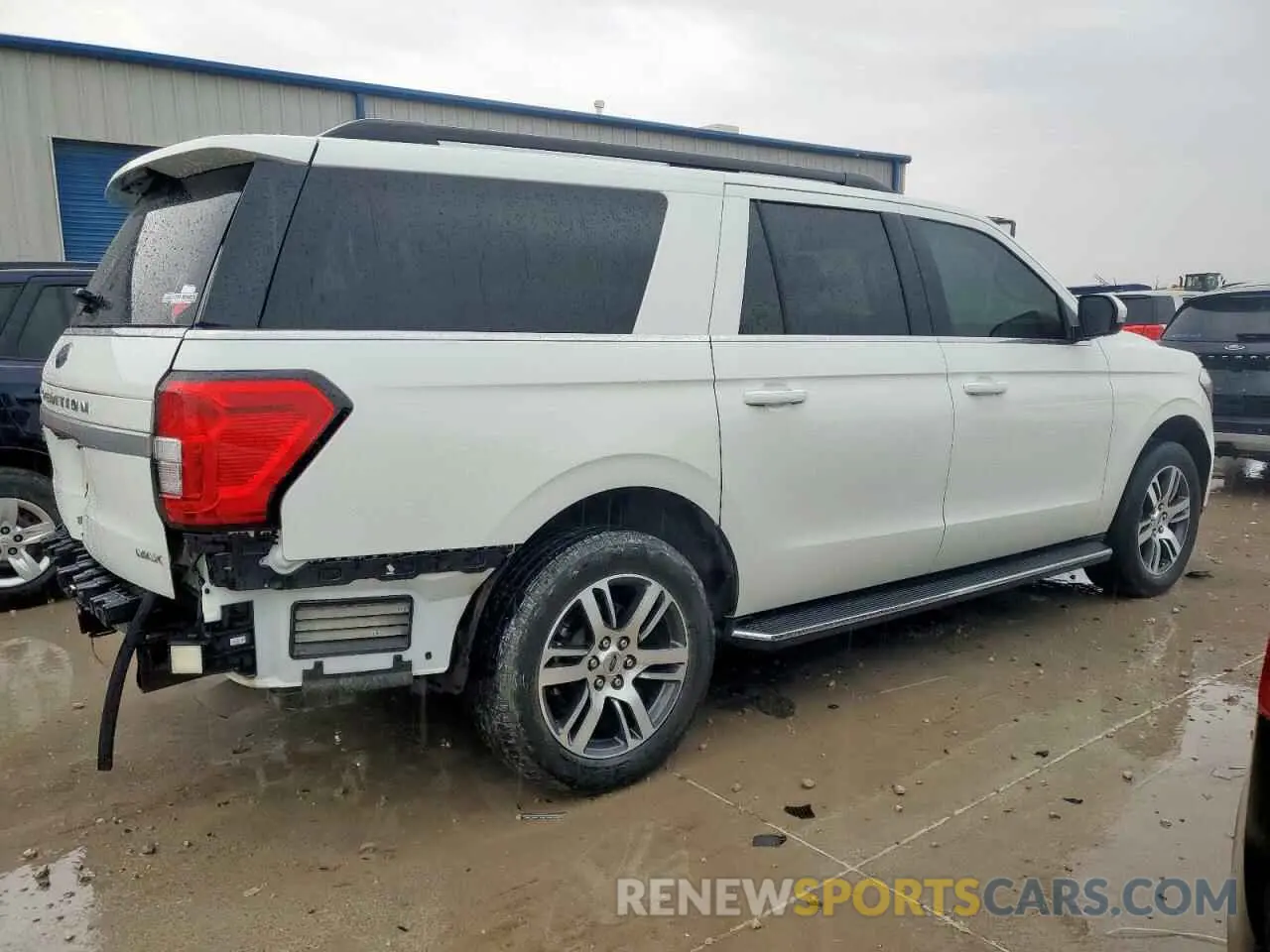 3 Photograph of a damaged car 1FMJK1HT3NEA56300 FORD EXPEDITION 2022