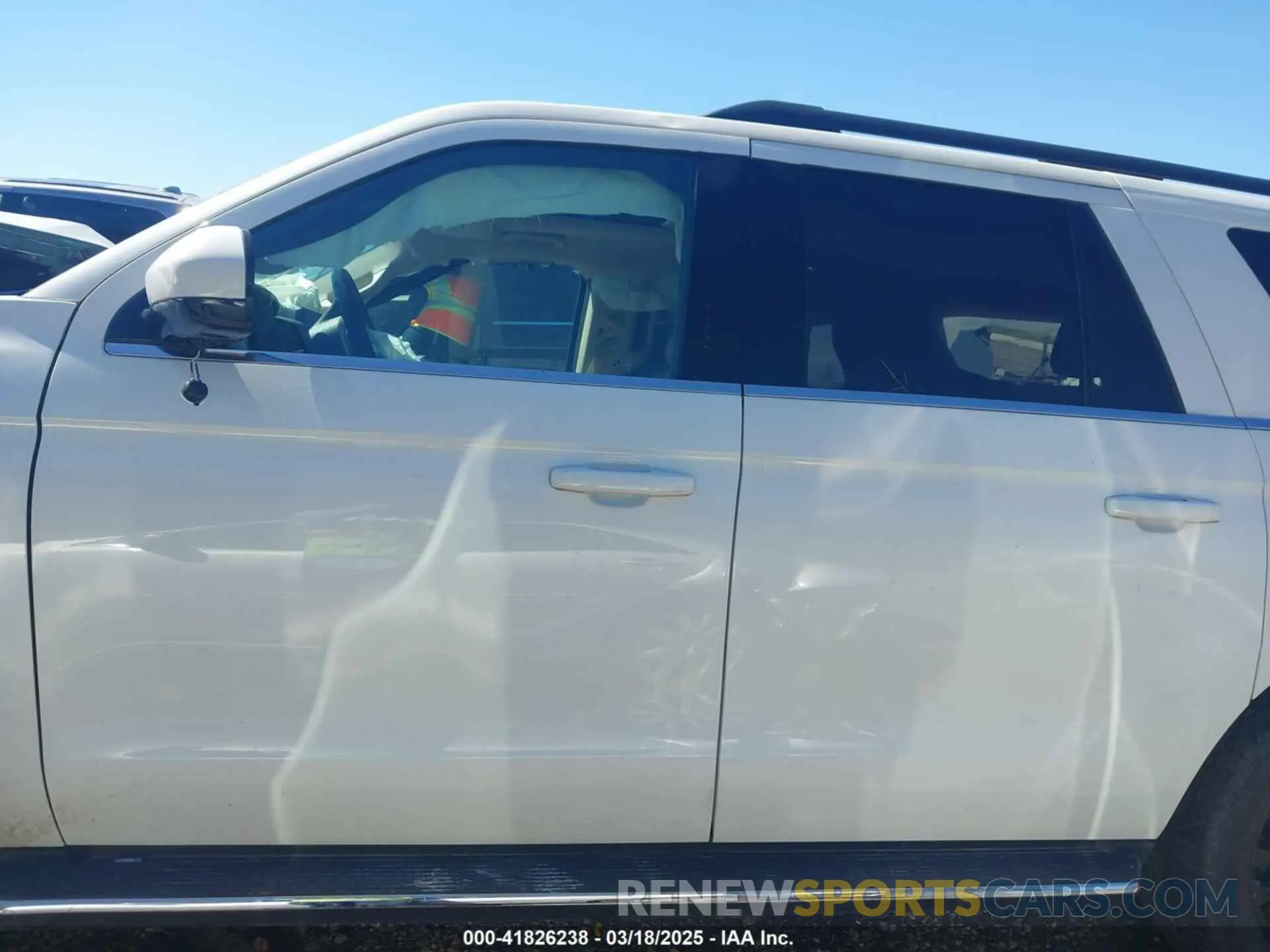 14 Photograph of a damaged car 1FMJK1HT4NEA54989 FORD EXPEDITION 2022