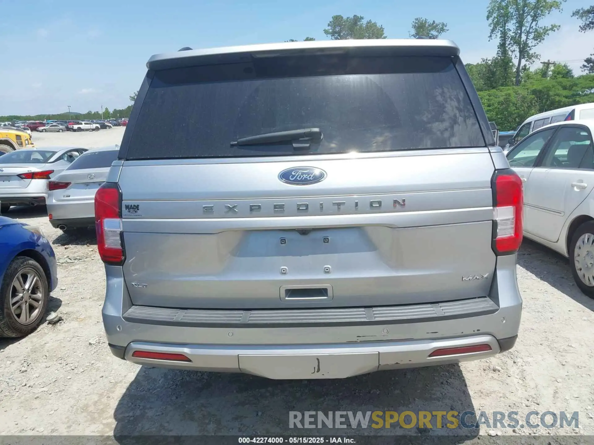 16 Photograph of a damaged car 1FMJK1HT5NEA54614 FORD EXPEDITION 2022