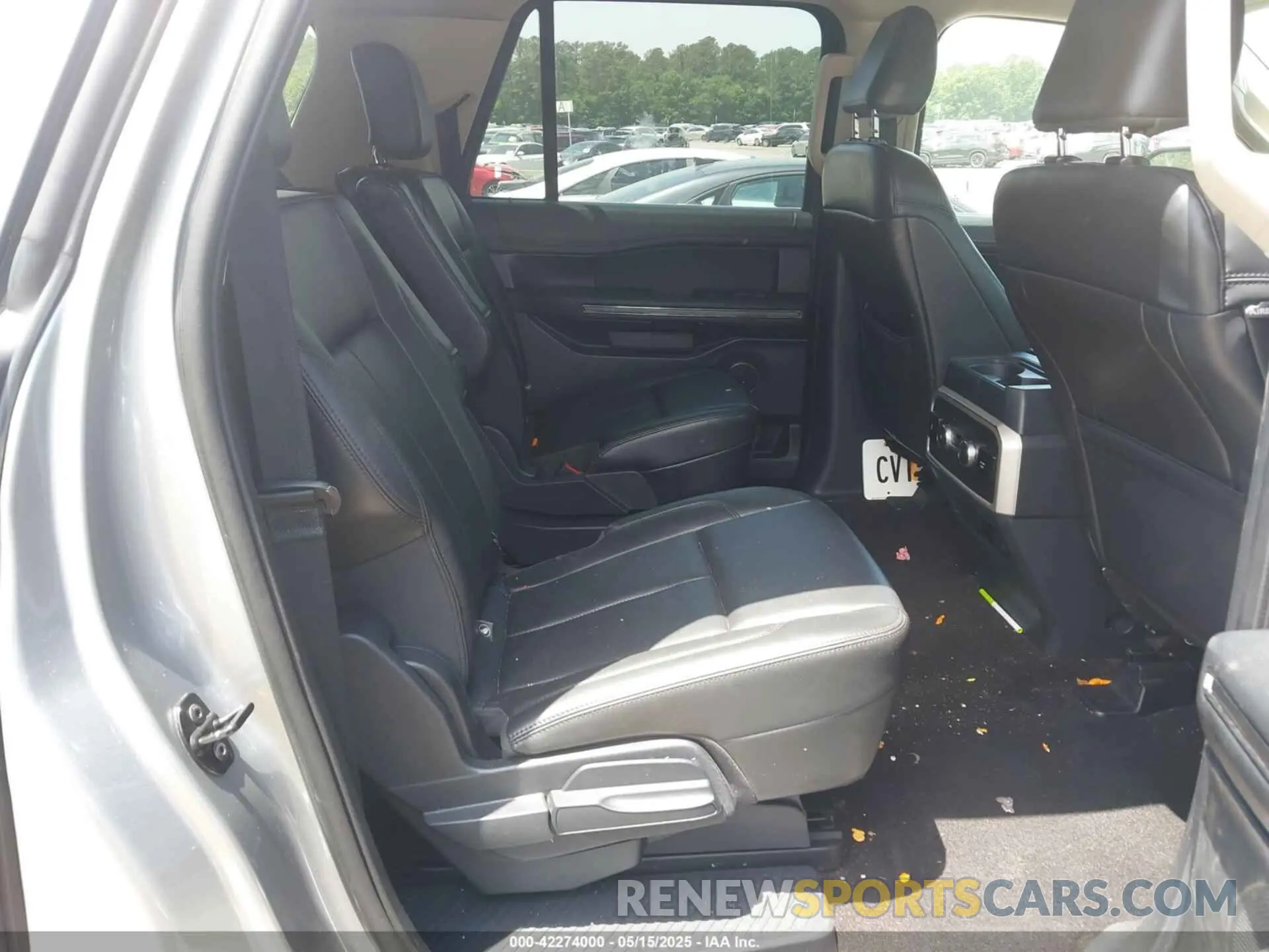 8 Photograph of a damaged car 1FMJK1HT5NEA54614 FORD EXPEDITION 2022