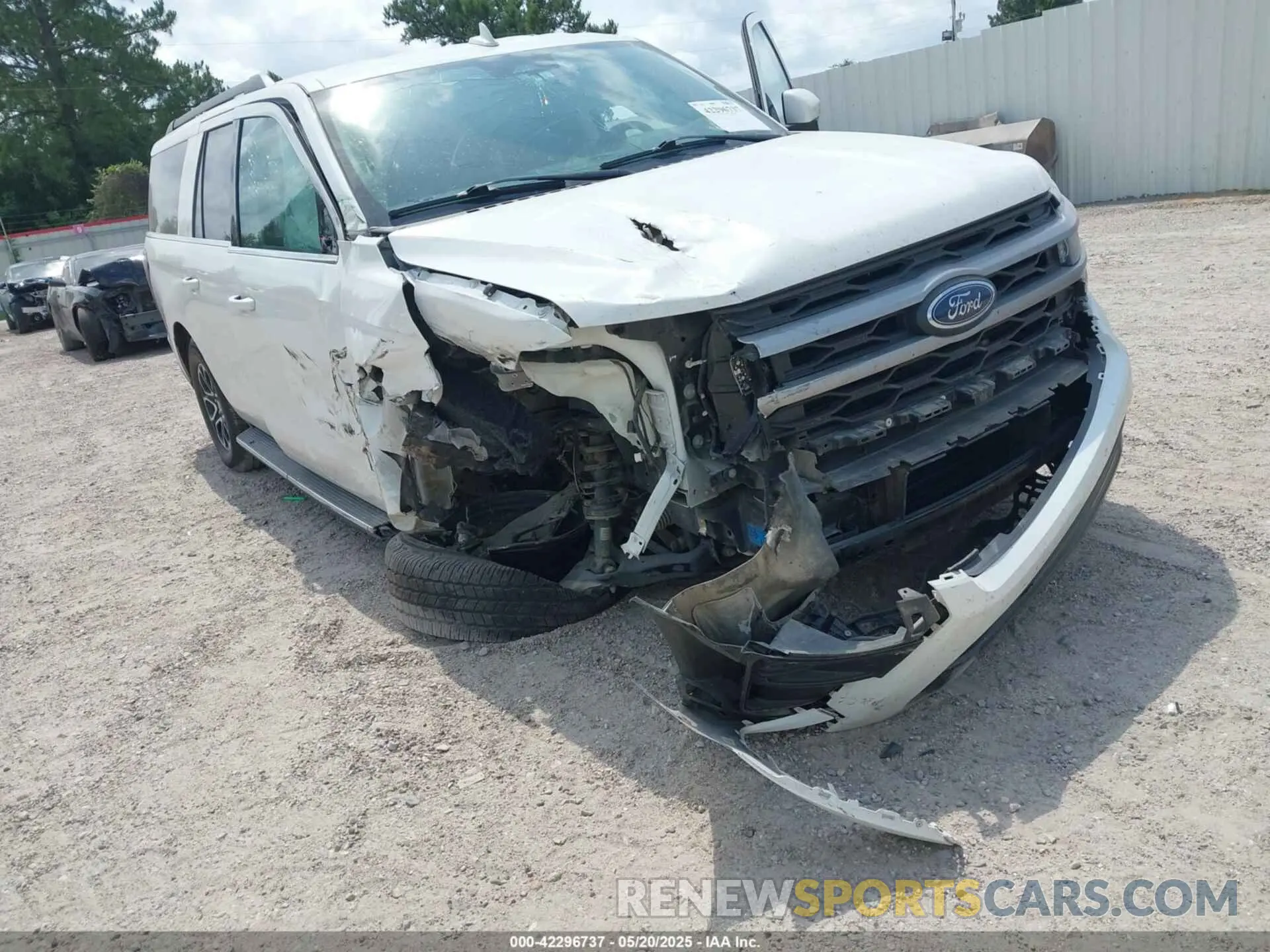 6 Photograph of a damaged car 1FMJK1HT6NEA32637 FORD EXPEDITION 2022