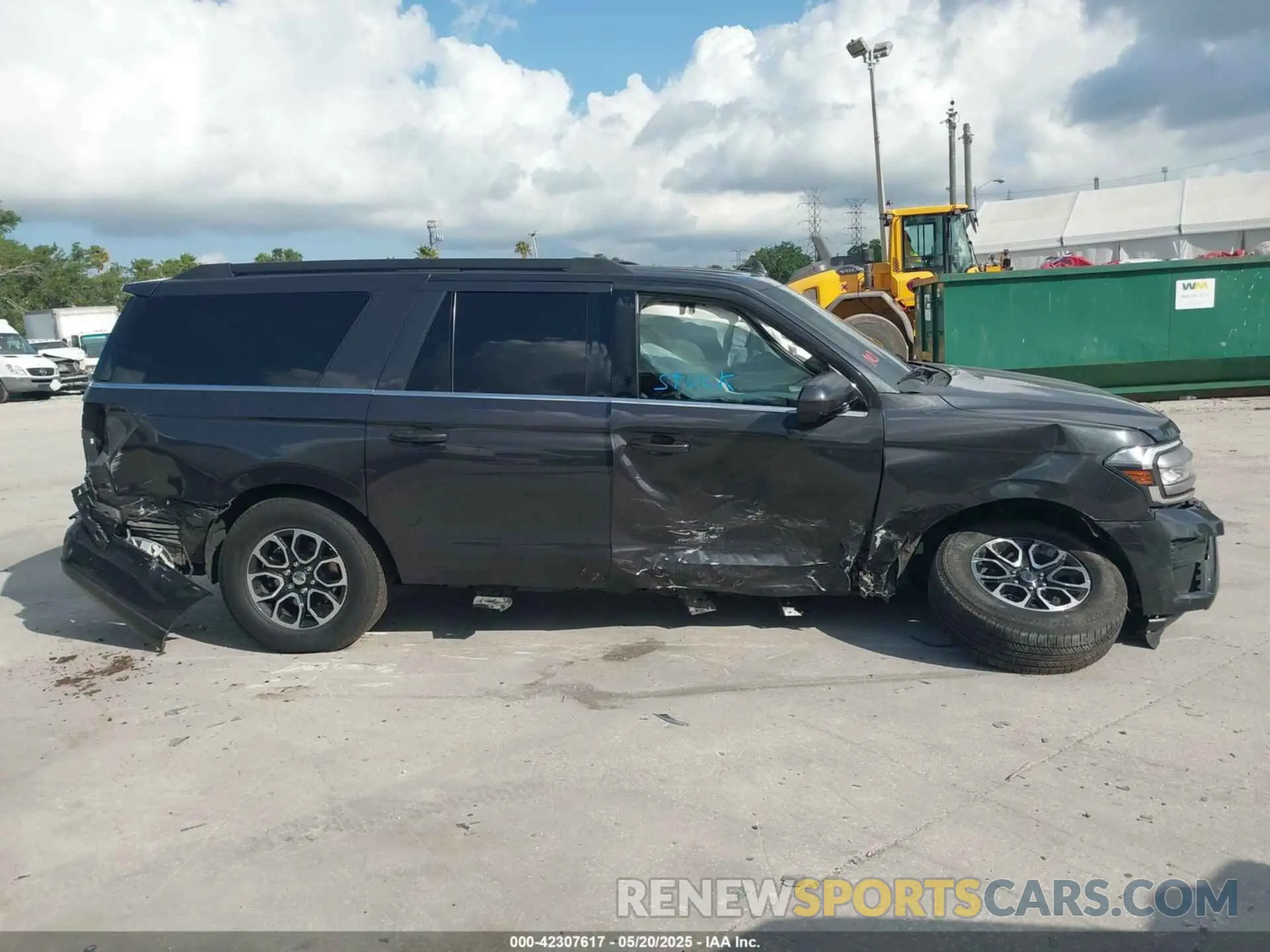 14 Photograph of a damaged car 1FMJK1HT8NEA25897 FORD EXPEDITION 2022