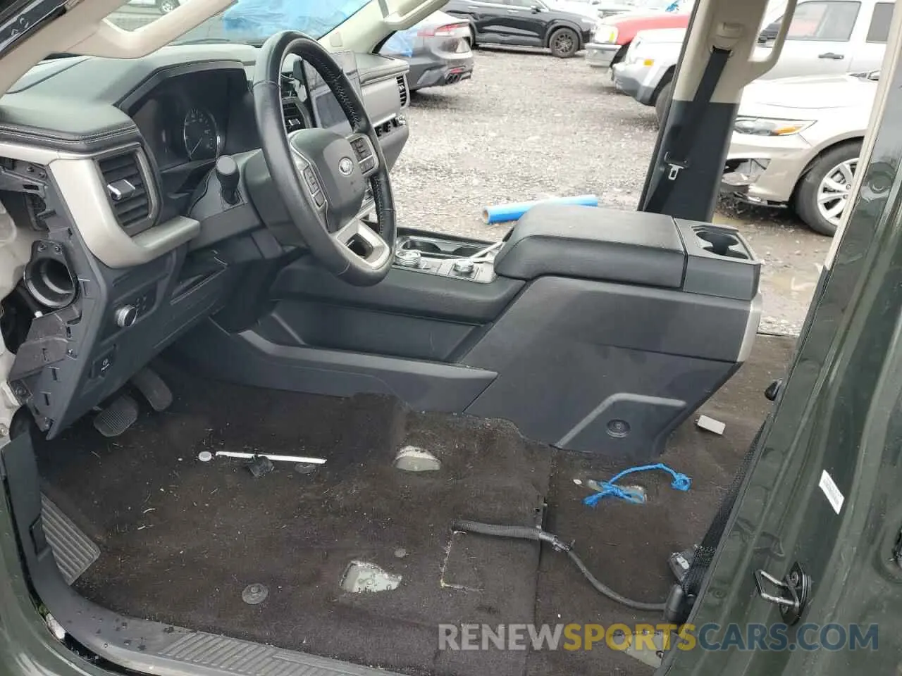 7 Photograph of a damaged car 1FMJK1JT1NEA21152 FORD EXPEDITION 2022