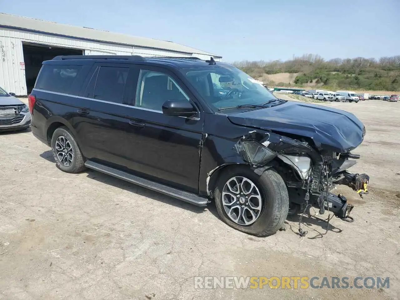 4 Photograph of a damaged car 1FMJK1JT4NEA66862 FORD EXPEDITION 2022