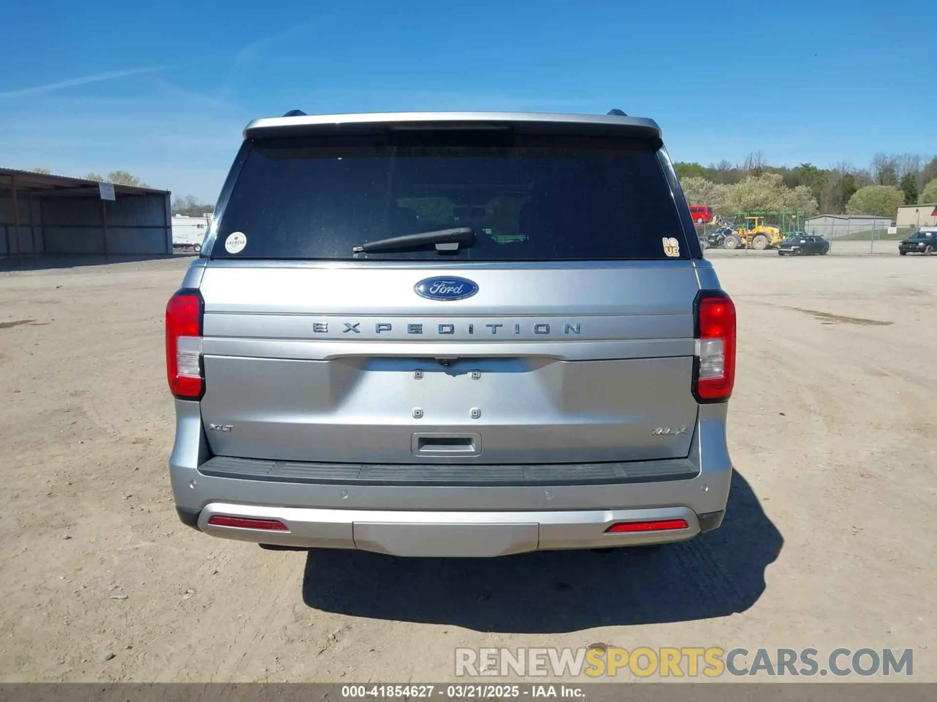 16 Photograph of a damaged car 1FMJK1JT5NEA54767 FORD EXPEDITION 2022