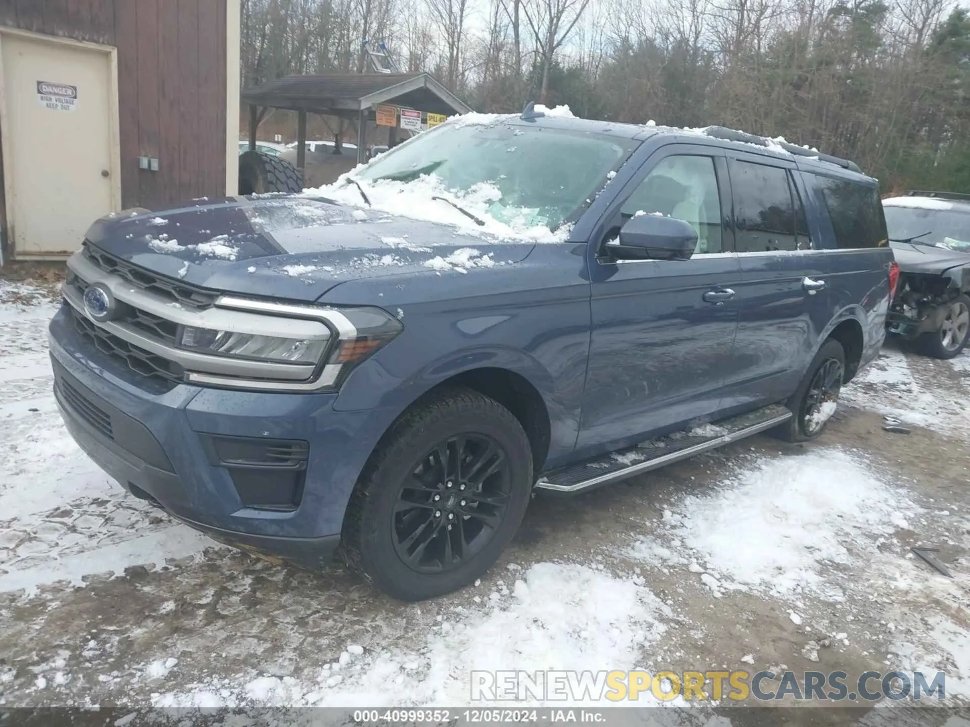 2 Photograph of a damaged car 1FMJK1JT9NEA54528 FORD EXPEDITION 2022