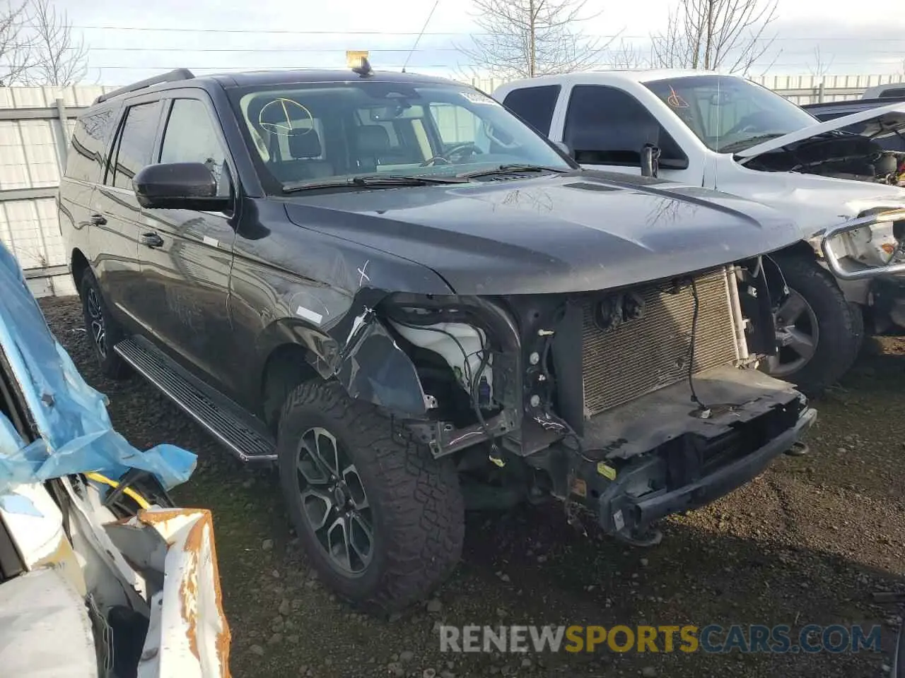 4 Photograph of a damaged car 1FMJK1JTXNEA27256 FORD EXPEDITION 2022