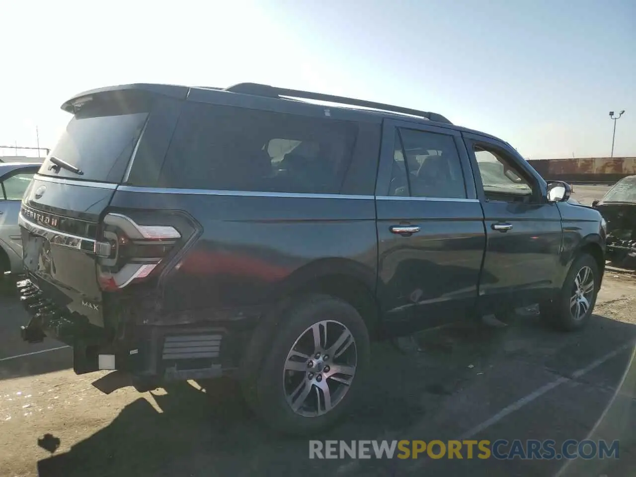 3 Photograph of a damaged car 1FMJK1KT0NEA41696 FORD EXPEDITION 2022