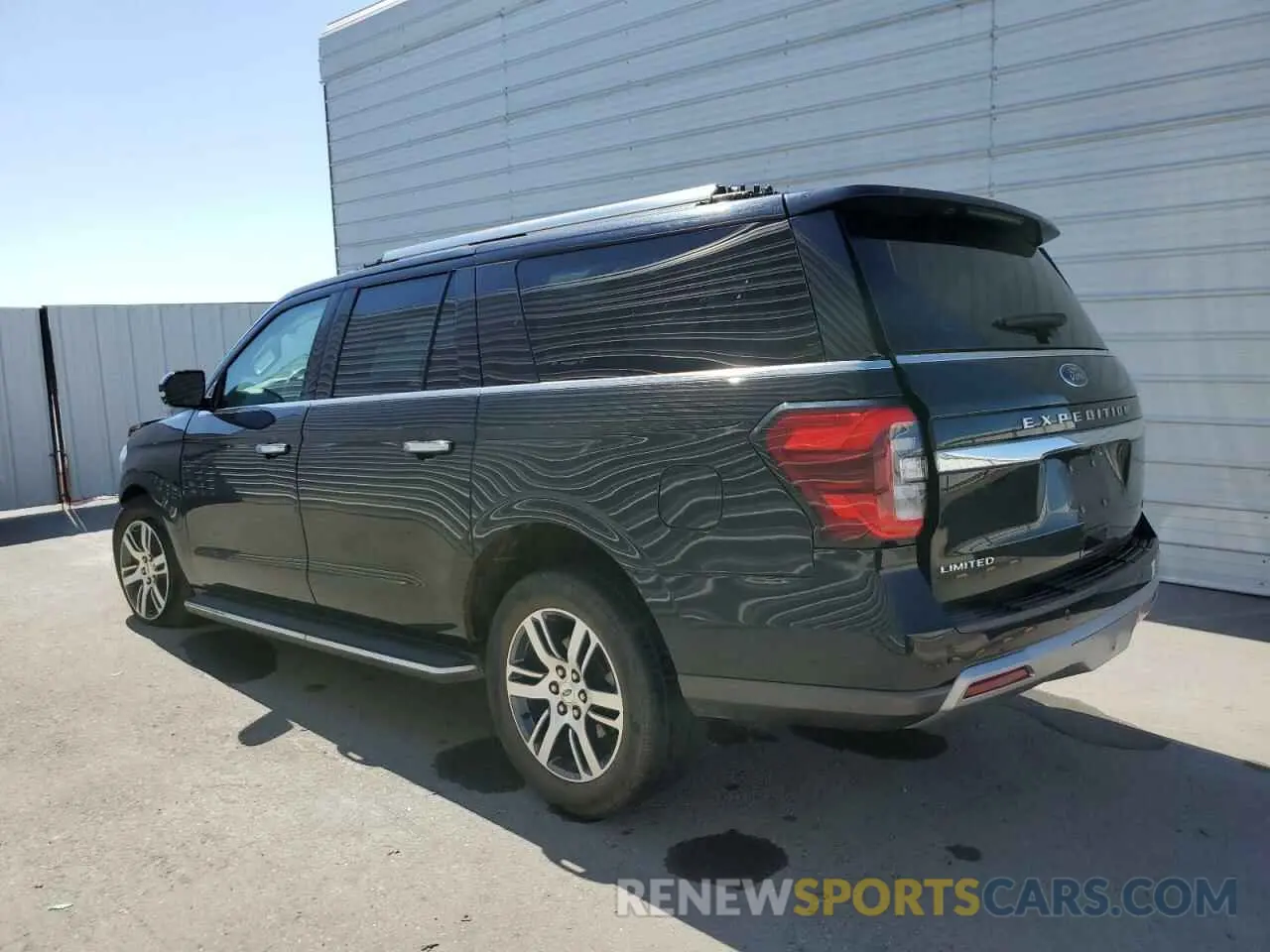 2 Photograph of a damaged car 1FMJK1KT5NEA59403 FORD EXPEDITION 2022