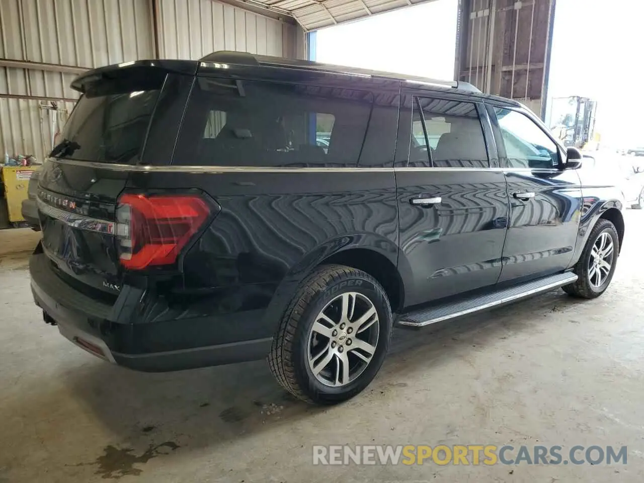 3 Photograph of a damaged car 1FMJK1KT7NEA26371 FORD EXPEDITION 2022