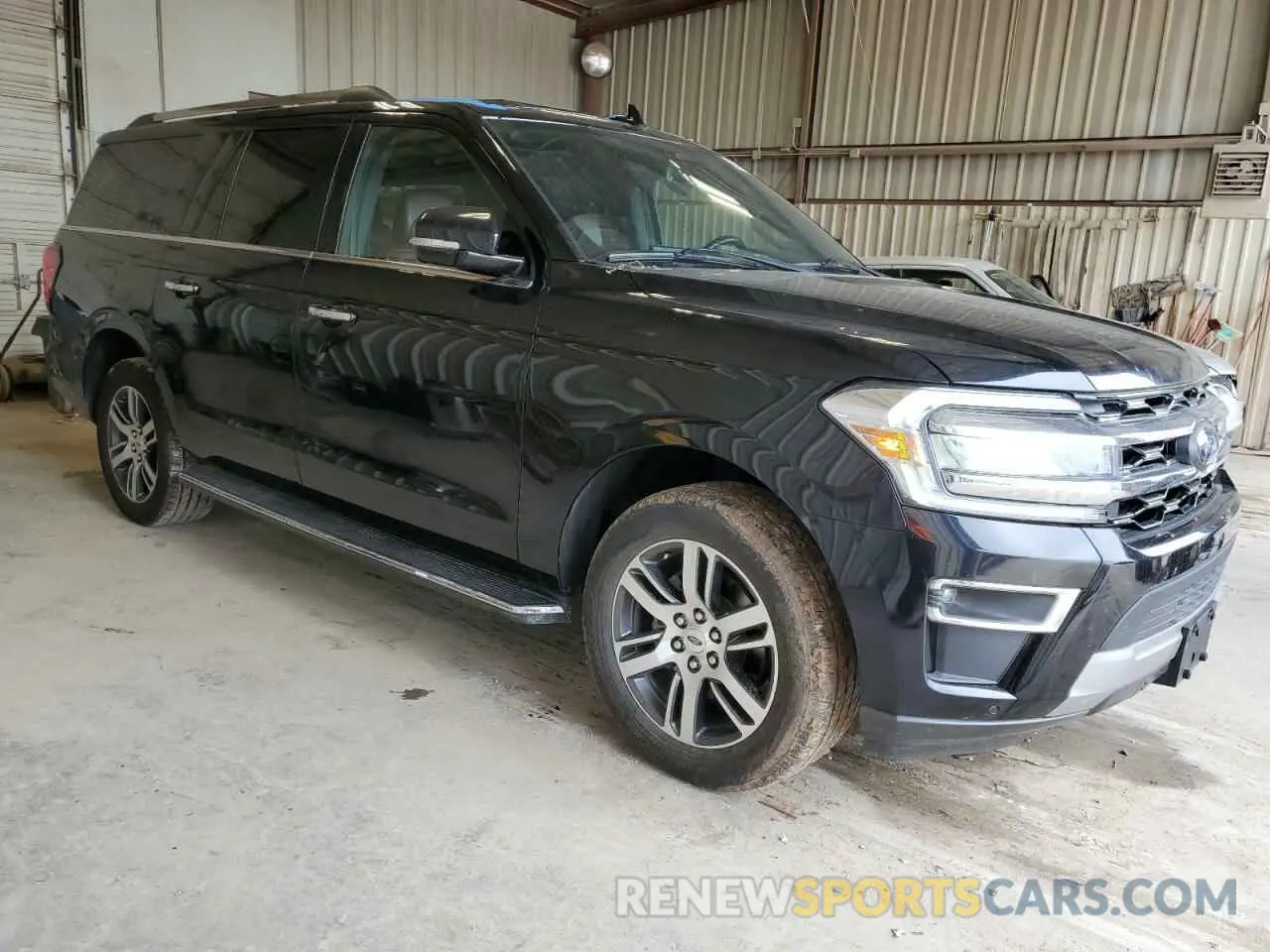4 Photograph of a damaged car 1FMJK1KT7NEA26371 FORD EXPEDITION 2022