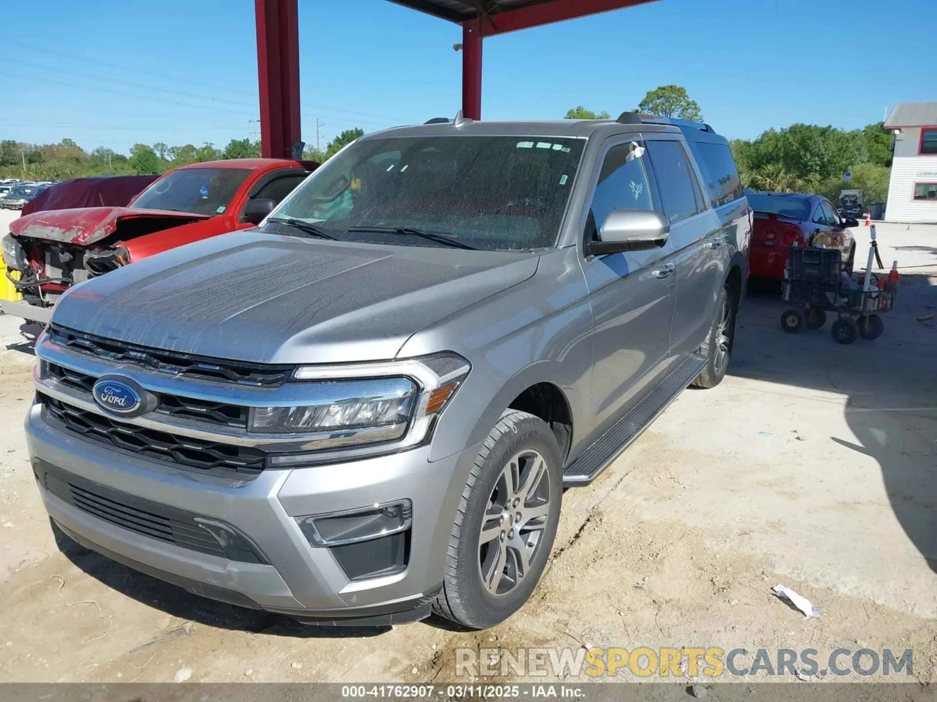 2 Photograph of a damaged car 1FMJK1KT8NEA27089 FORD EXPEDITION 2022