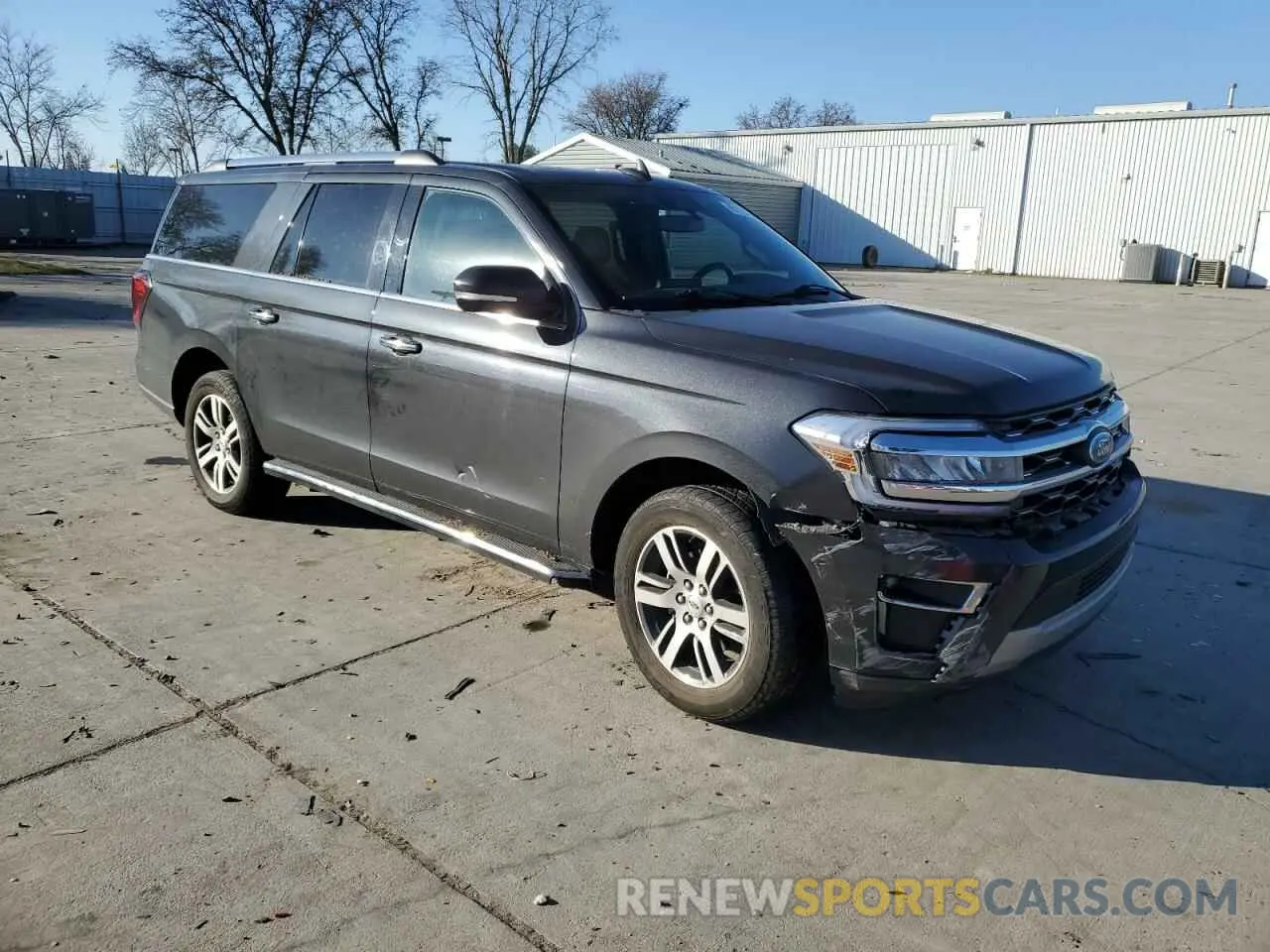 4 Photograph of a damaged car 1FMJK1KTXNEA29328 FORD EXPEDITION 2022
