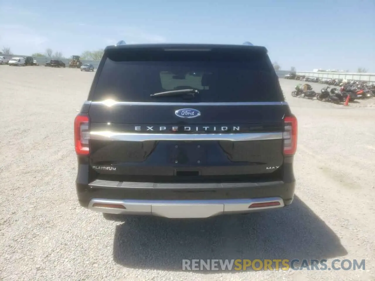 6 Photograph of a damaged car 1FMJK1MT6NEA62694 FORD EXPEDITION 2022