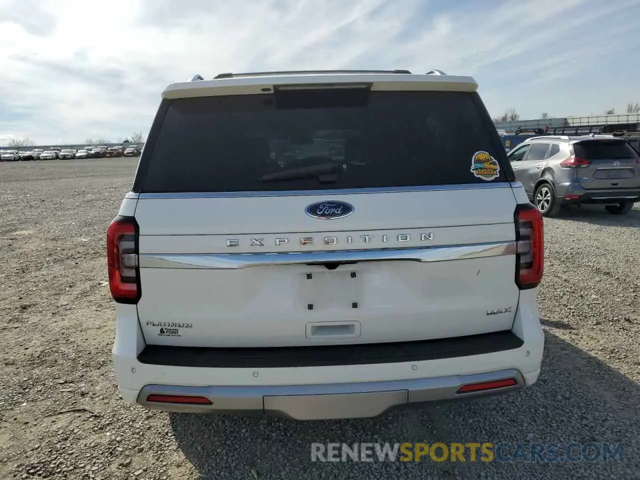6 Photograph of a damaged car 1FMJK1MTXNEA55117 FORD EXPEDITION 2022