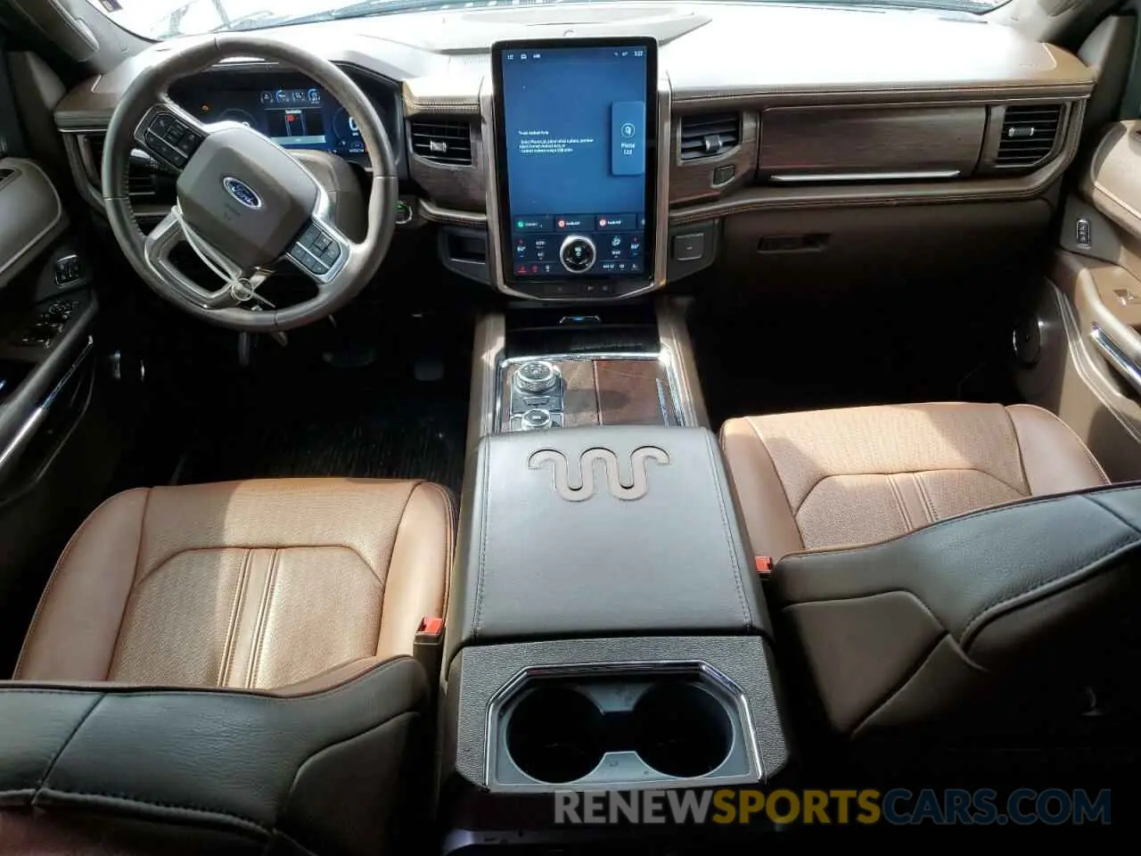 8 Photograph of a damaged car 1FMJK1PT4NEA10931 FORD EXPEDITION 2022