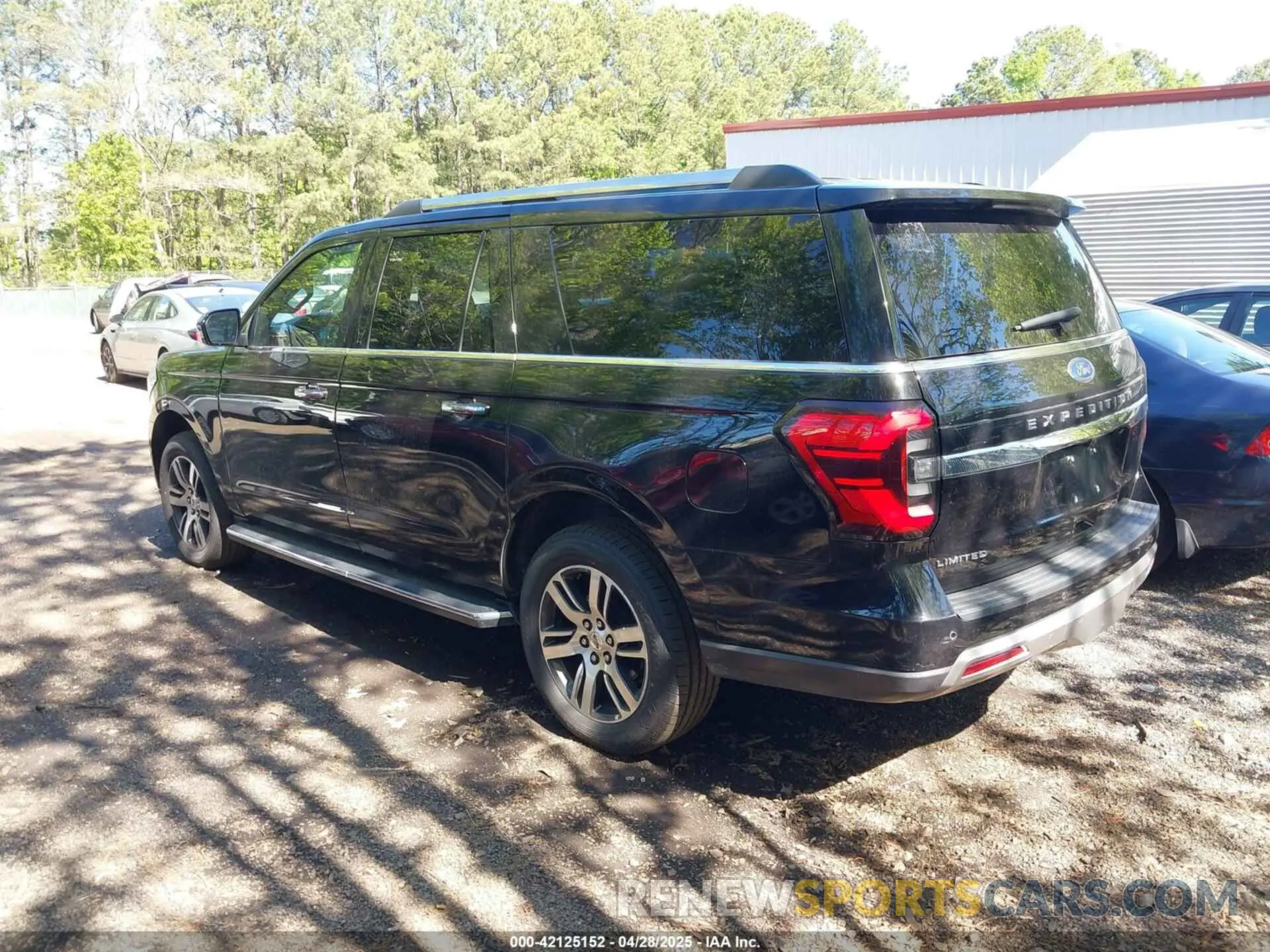 3 Photograph of a damaged car 1FMJK2AT1NEA29791 FORD EXPEDITION 2022