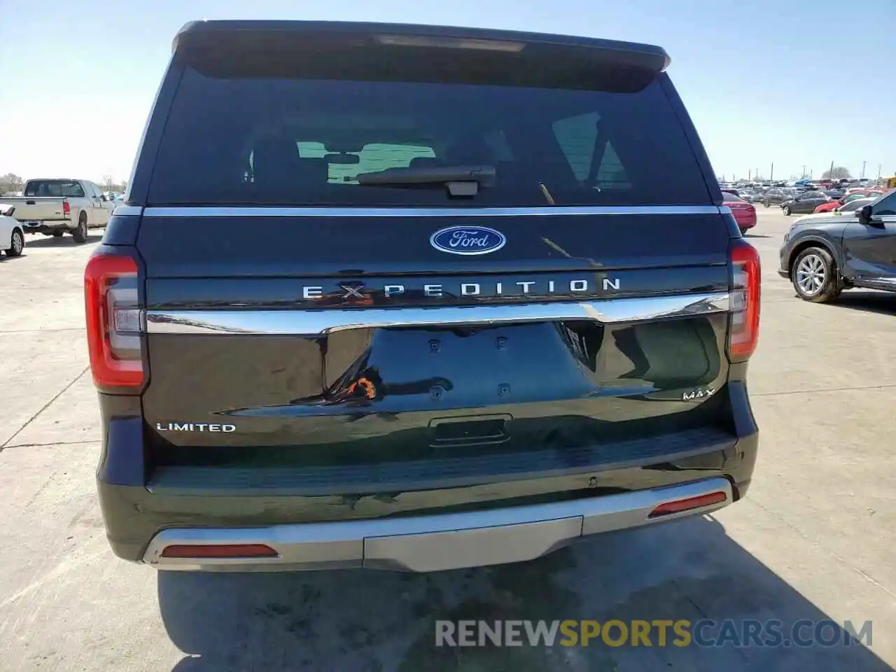 6 Photograph of a damaged car 1FMJK2AT1NEA42038 FORD EXPEDITION 2022