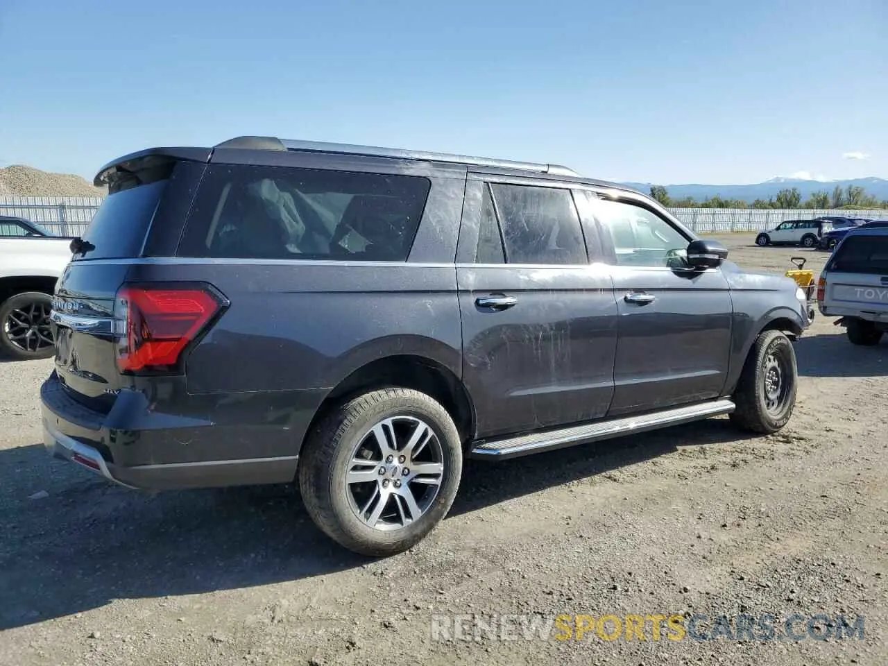 3 Photograph of a damaged car 1FMJK2AT1NEA59518 FORD EXPEDITION 2022