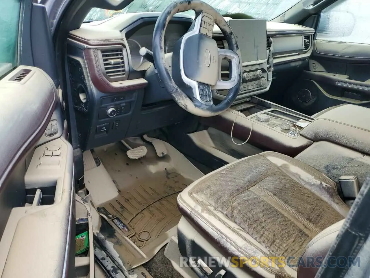 8 Photograph of a damaged car 1FMJK2AT3NEA41120 FORD EXPEDITION 2022