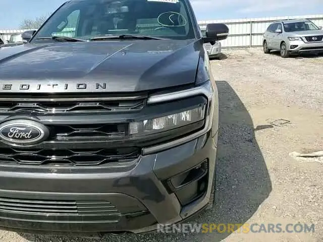 12 Photograph of a damaged car 1FMJK2AT6NEA33951 FORD EXPEDITION 2022