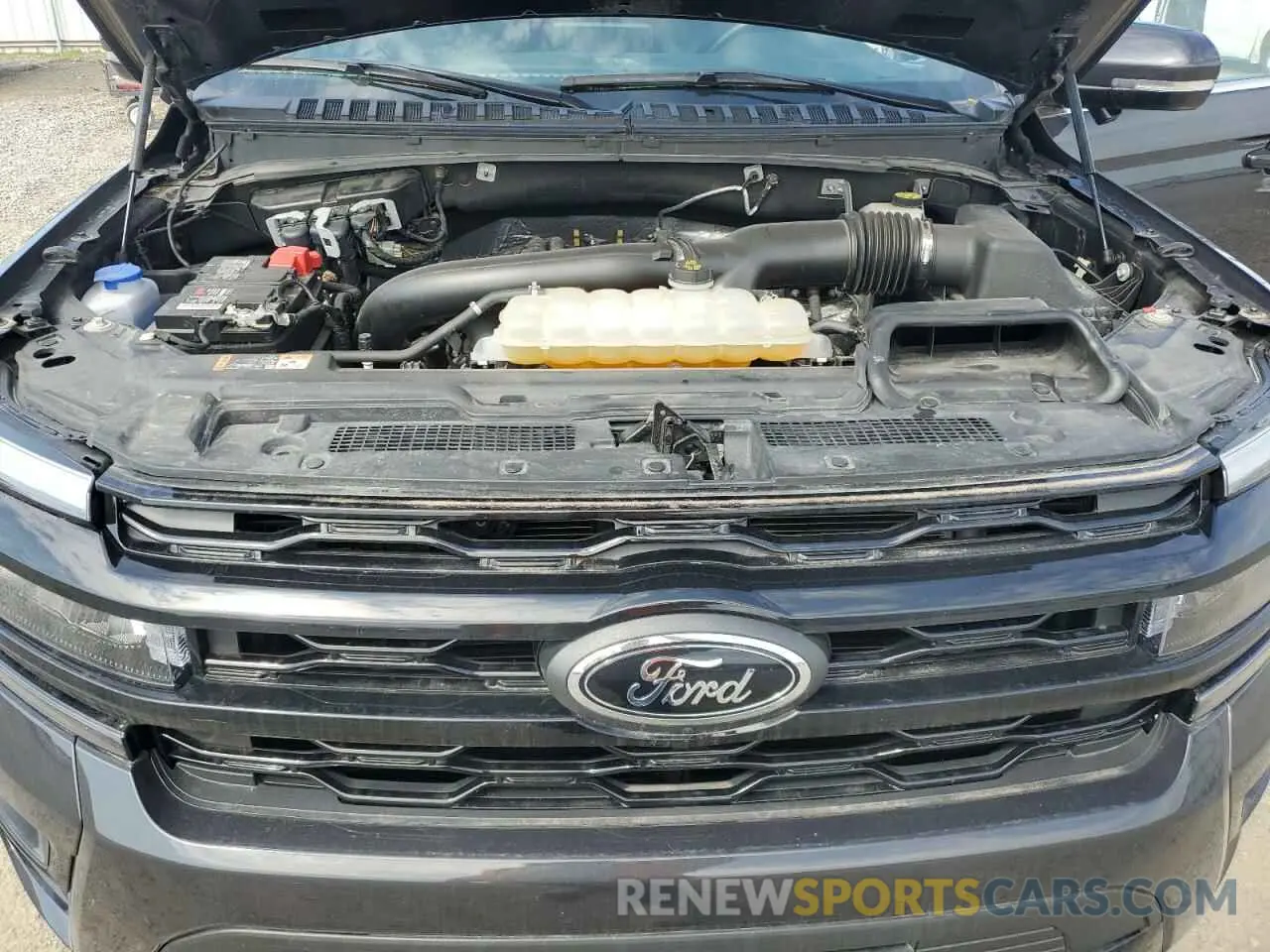 13 Photograph of a damaged car 1FMJK2AT6NEA33951 FORD EXPEDITION 2022