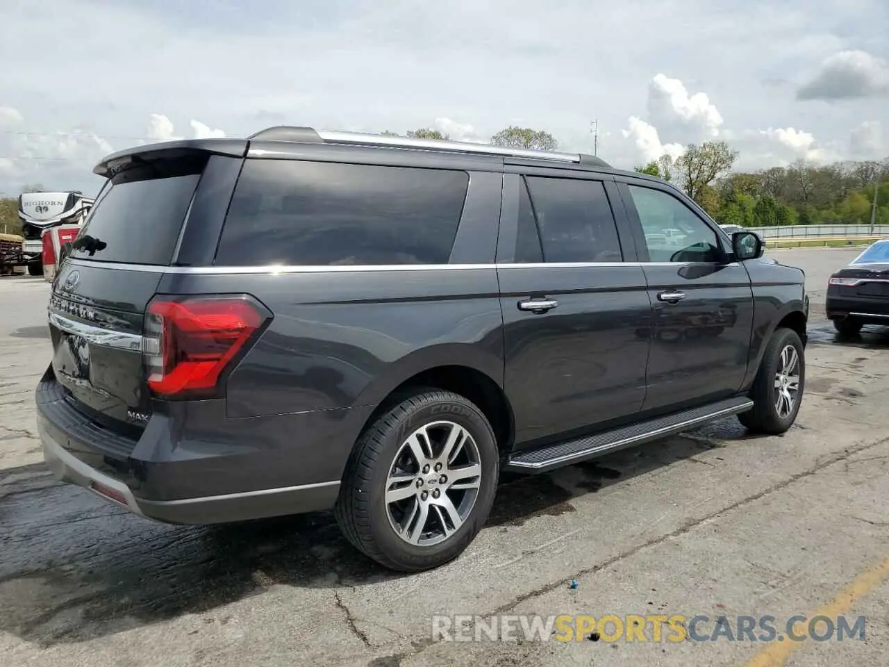 3 Photograph of a damaged car 1FMJK2AT9NEA52414 FORD EXPEDITION 2022
