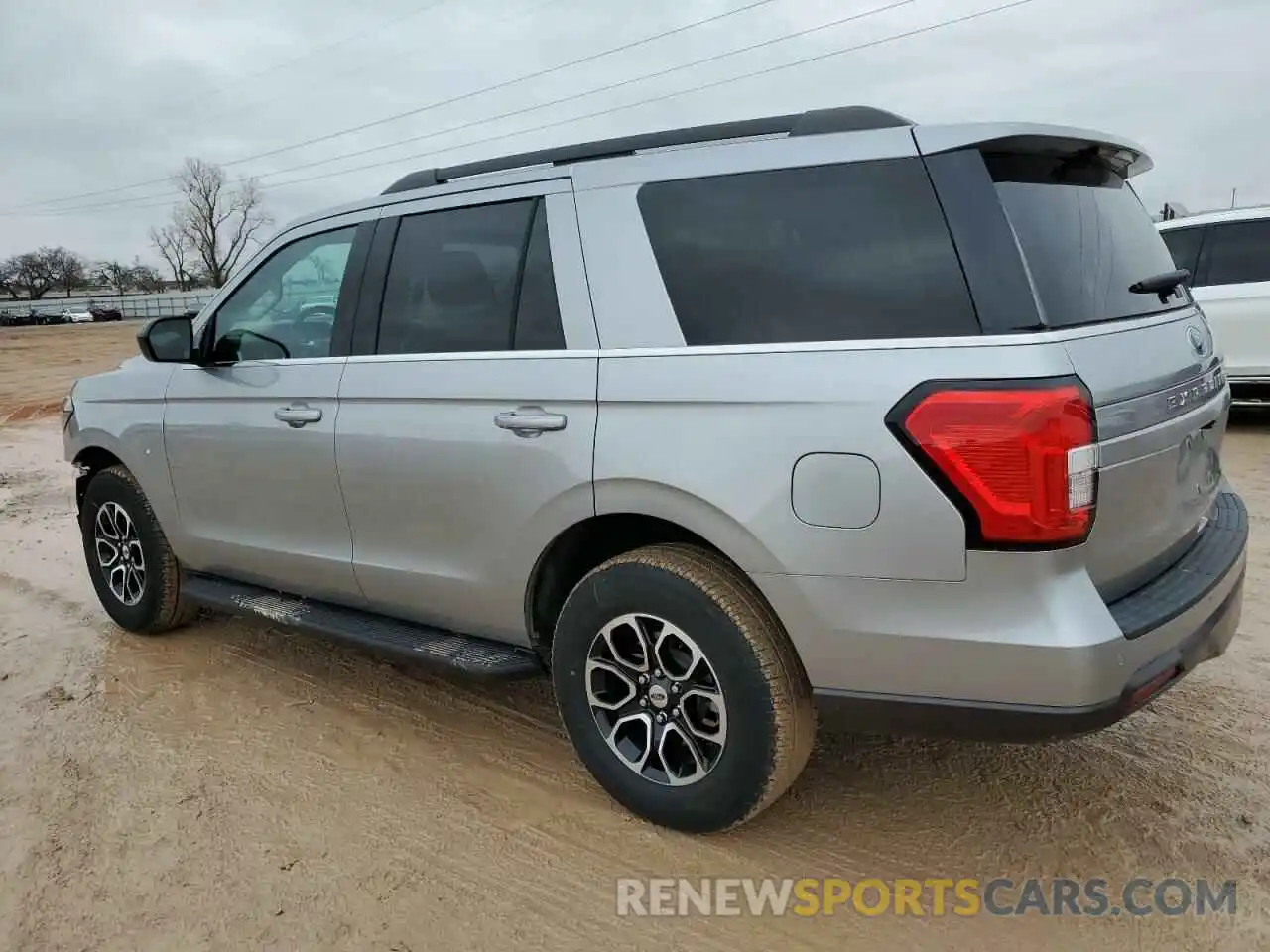 2 Photograph of a damaged car 1FMJU1GT7NEA42539 FORD EXPEDITION 2022