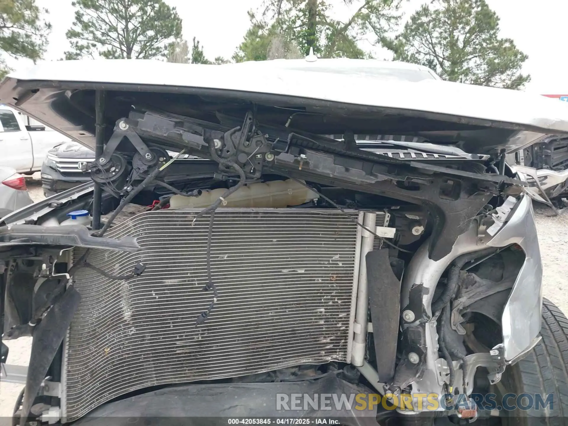 10 Photograph of a damaged car 1FMJU1HT0NEA14953 FORD EXPEDITION 2022