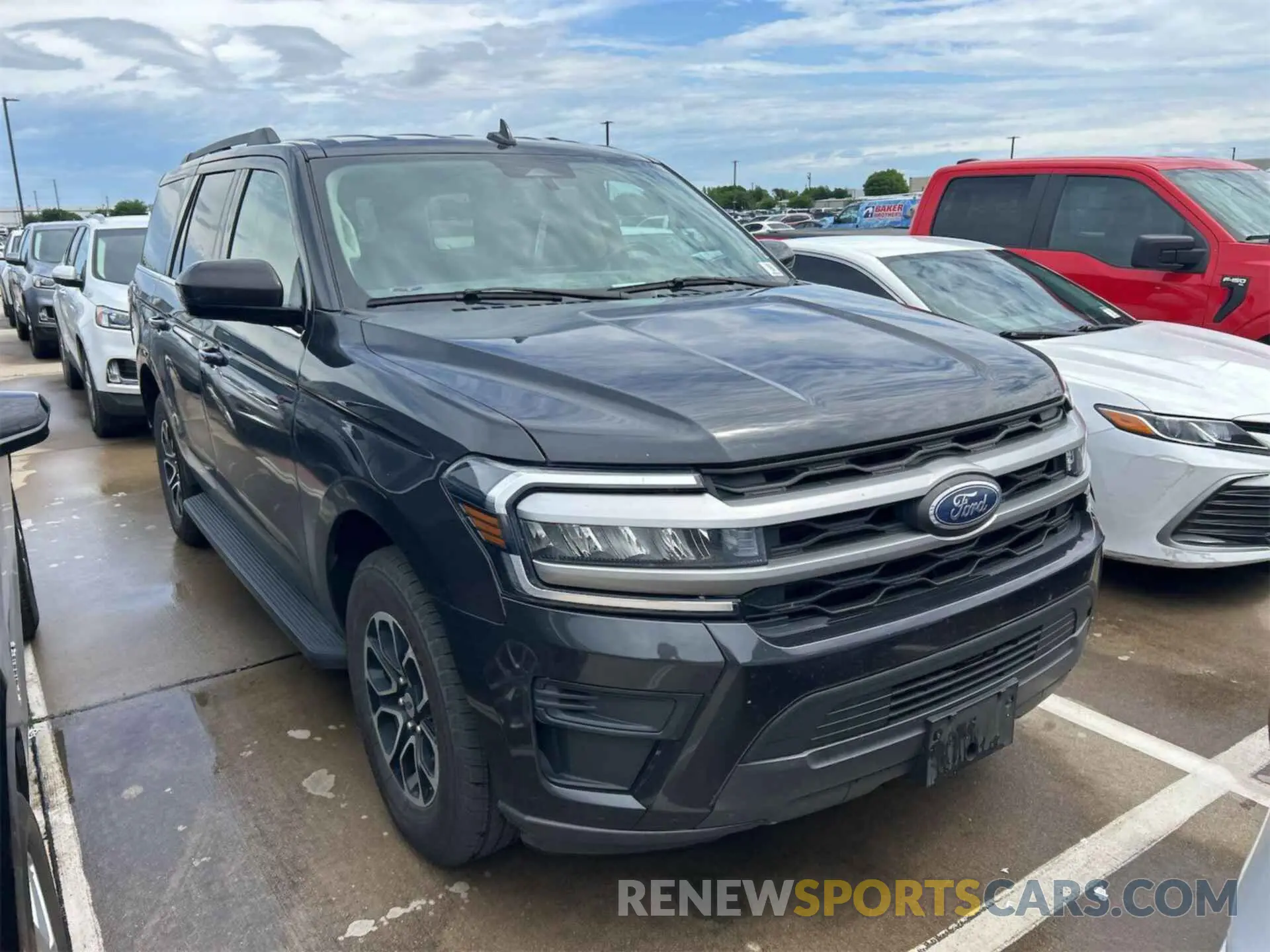 3 Photograph of a damaged car 1FMJU1HT4NEA20657 FORD EXPEDITION 2022