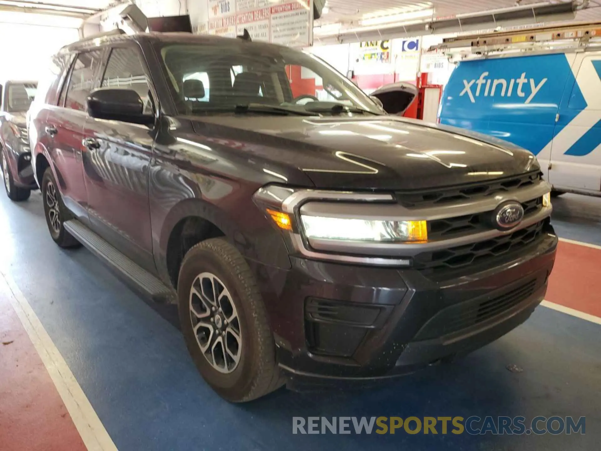 21 Photograph of a damaged car 1FMJU1JT4NEA20653 FORD EXPEDITION 2022