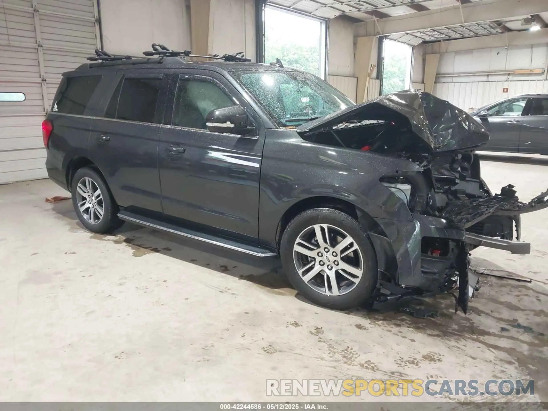 1 Photograph of a damaged car 1FMJU1JT7NEA55056 FORD EXPEDITION 2022
