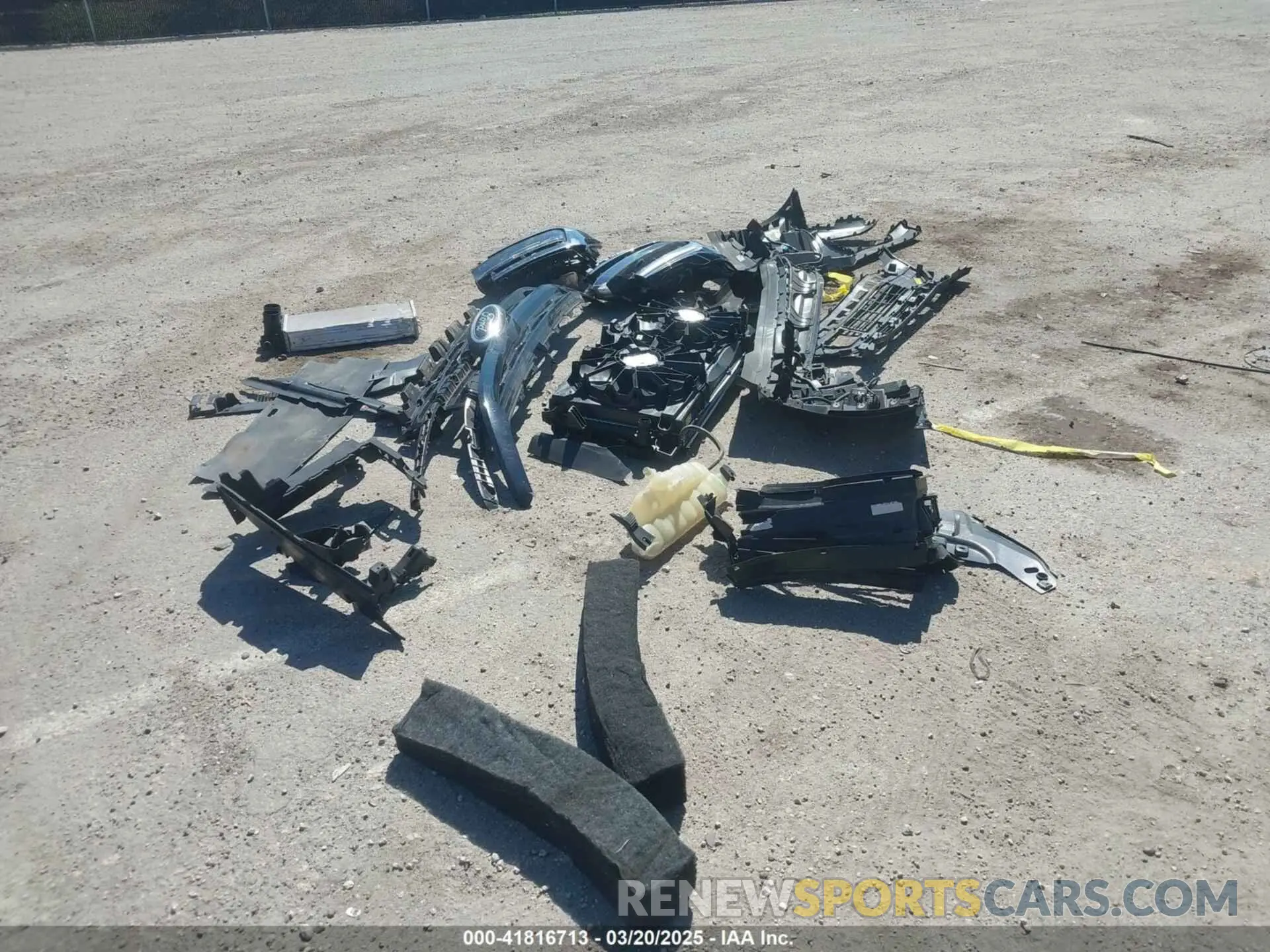 12 Photograph of a damaged car 1FMJU1KT3NEA45980 FORD EXPEDITION 2022