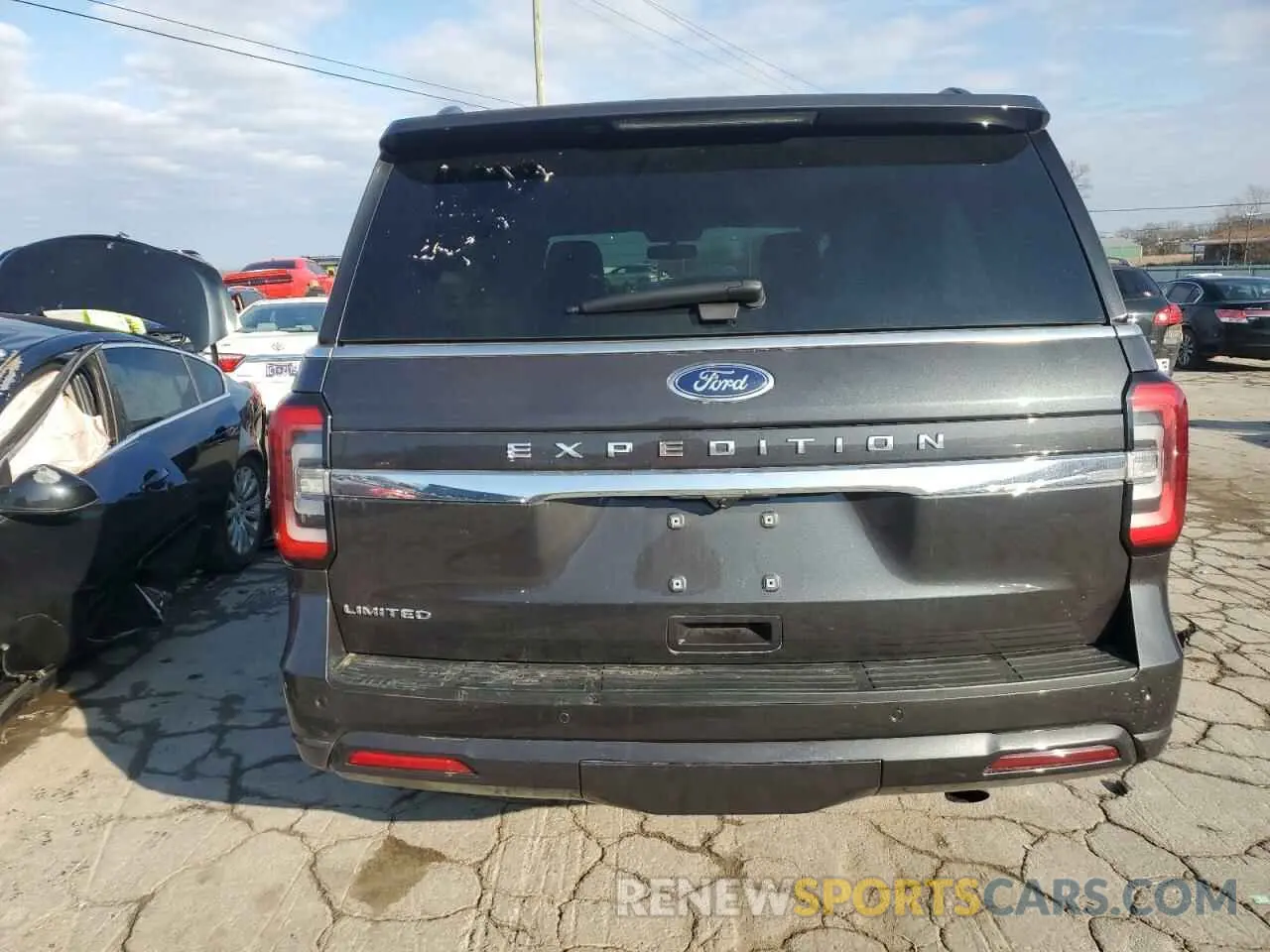 6 Photograph of a damaged car 1FMJU1KT3NEA65260 FORD EXPEDITION 2022