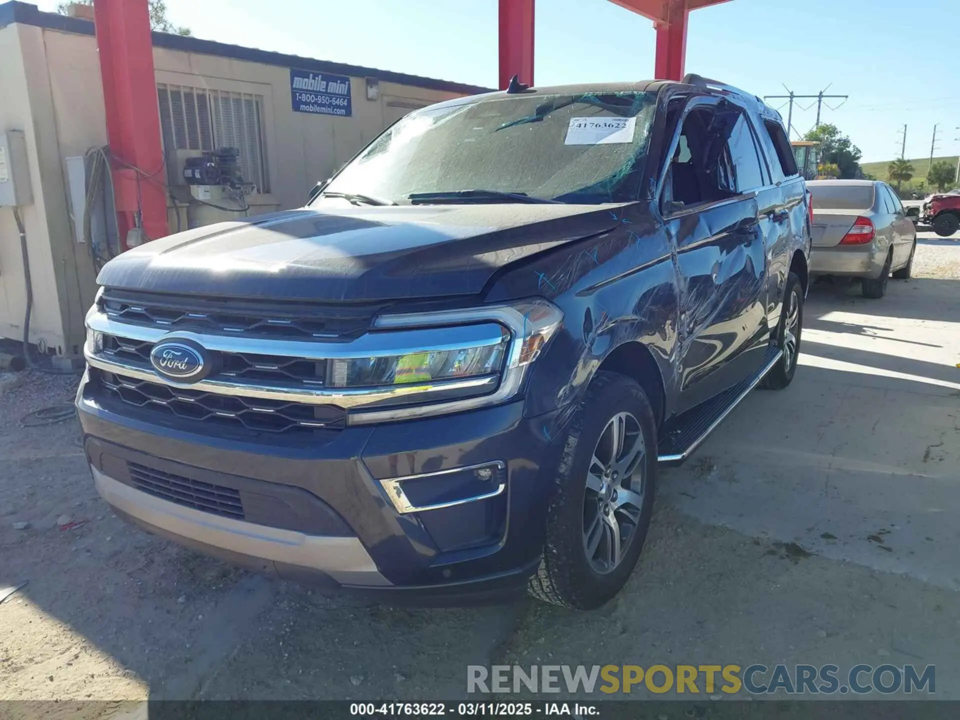 2 Photograph of a damaged car 1FMJU1KT3NEA66988 FORD EXPEDITION 2022