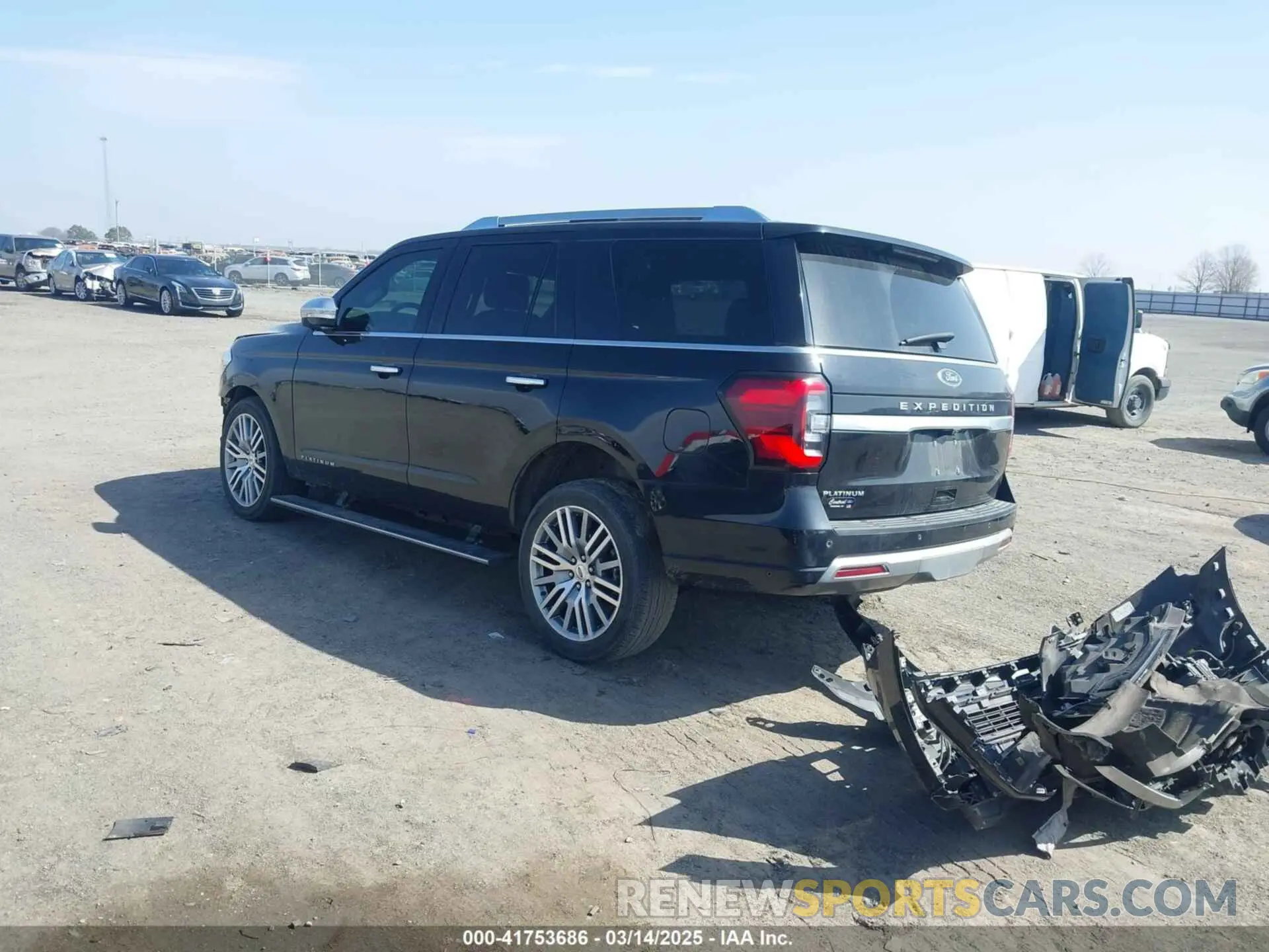 3 Photograph of a damaged car 1FMJU1MT0NEA10620 FORD EXPEDITION 2022