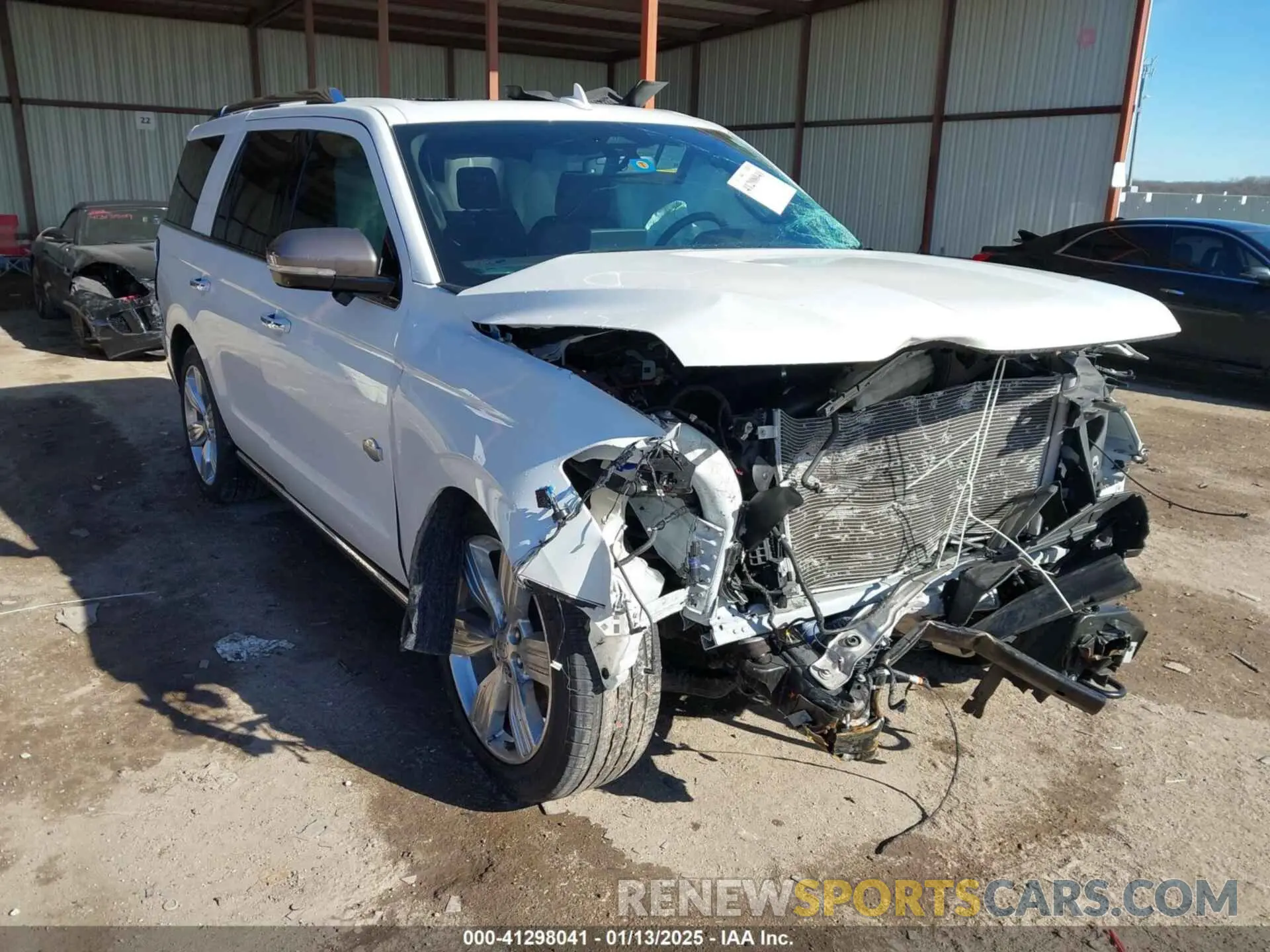 1 Photograph of a damaged car 1FMJU1PT2NEA07911 FORD EXPEDITION 2022