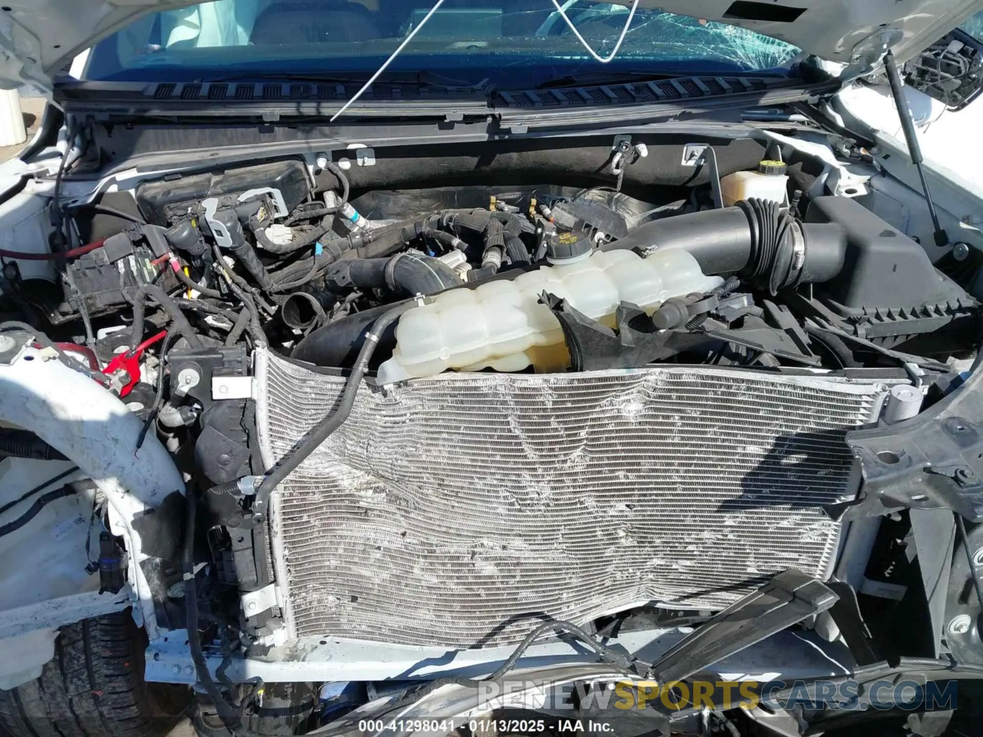 10 Photograph of a damaged car 1FMJU1PT2NEA07911 FORD EXPEDITION 2022