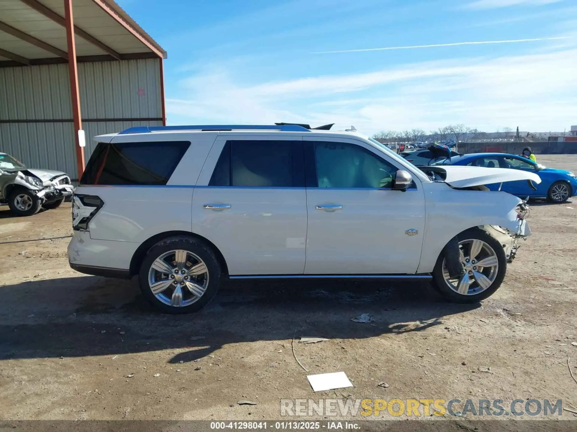 13 Photograph of a damaged car 1FMJU1PT2NEA07911 FORD EXPEDITION 2022