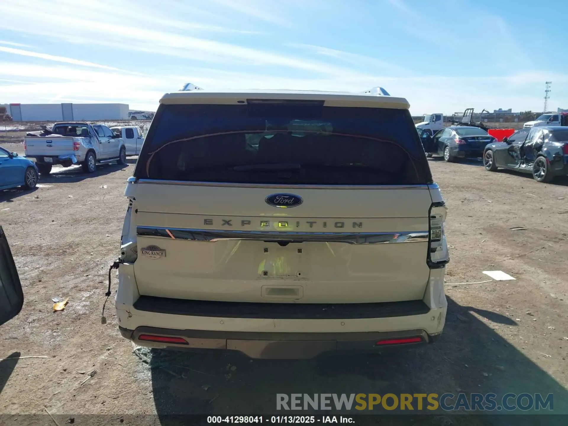 16 Photograph of a damaged car 1FMJU1PT2NEA07911 FORD EXPEDITION 2022